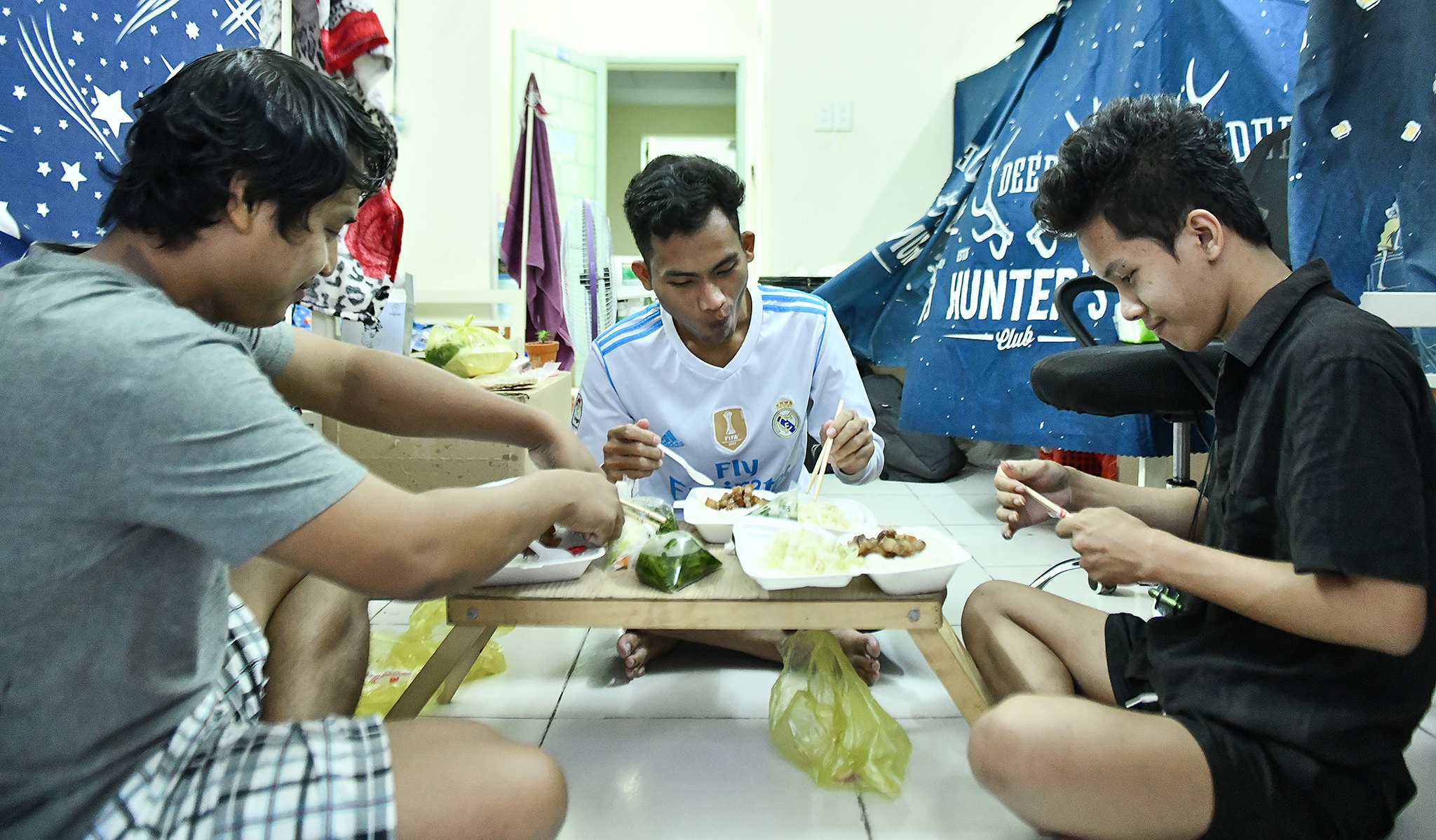 Sinh vien ket lai ky tuc xa DH quoc gia TP.HCM anh 10