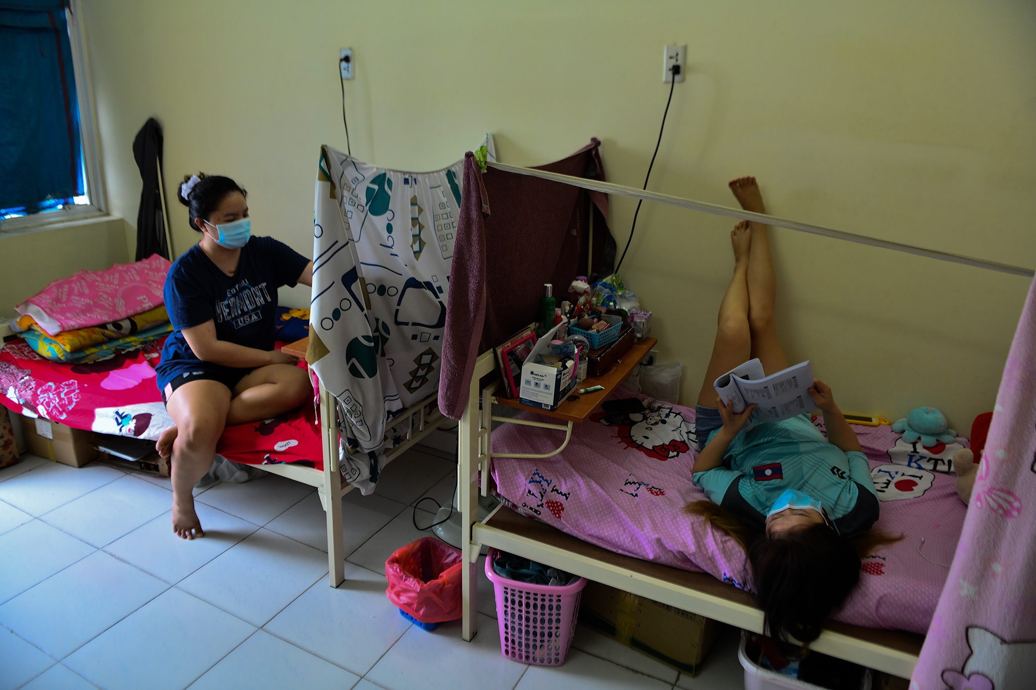 Sinh viên kẹt lại ký túc xá ĐH quốc gia TP.HCM ảnh 5 Sinh vien ket lai ky tuc xa DH quoc gia TP.HCM anh 5