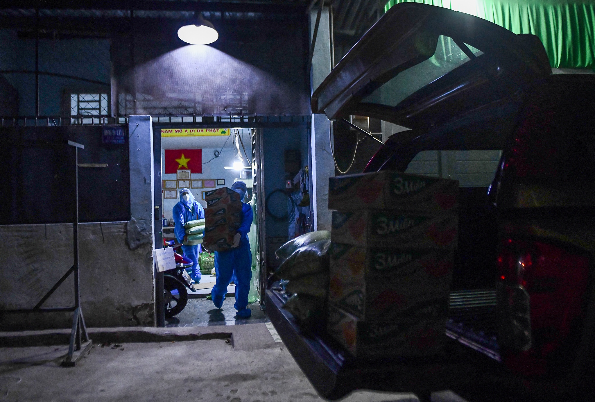 TU THIEN XUYEN DEM O TP.HCM anh 10