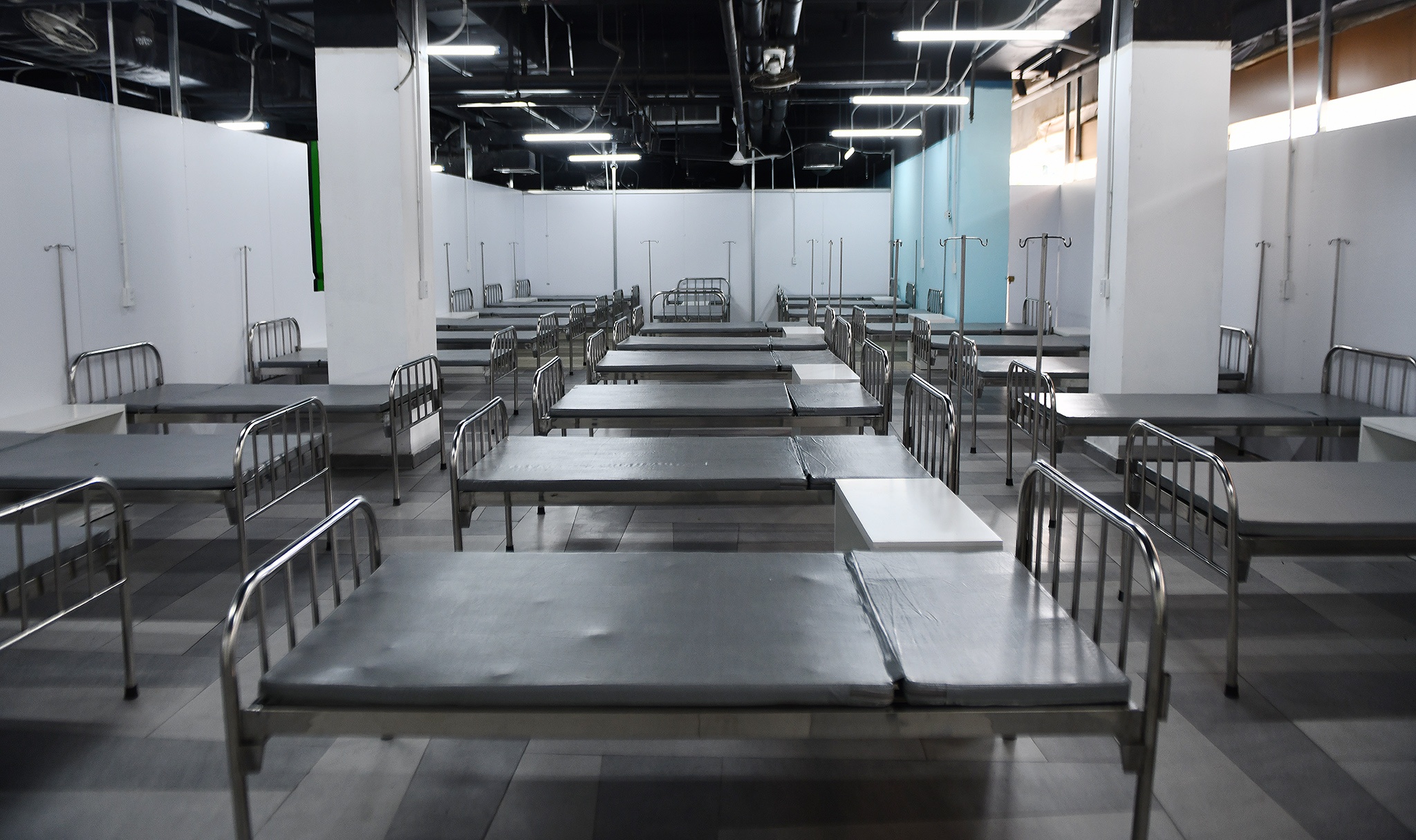 Ben trong benh vien da chien Thuan Kieu Plaza anh 3