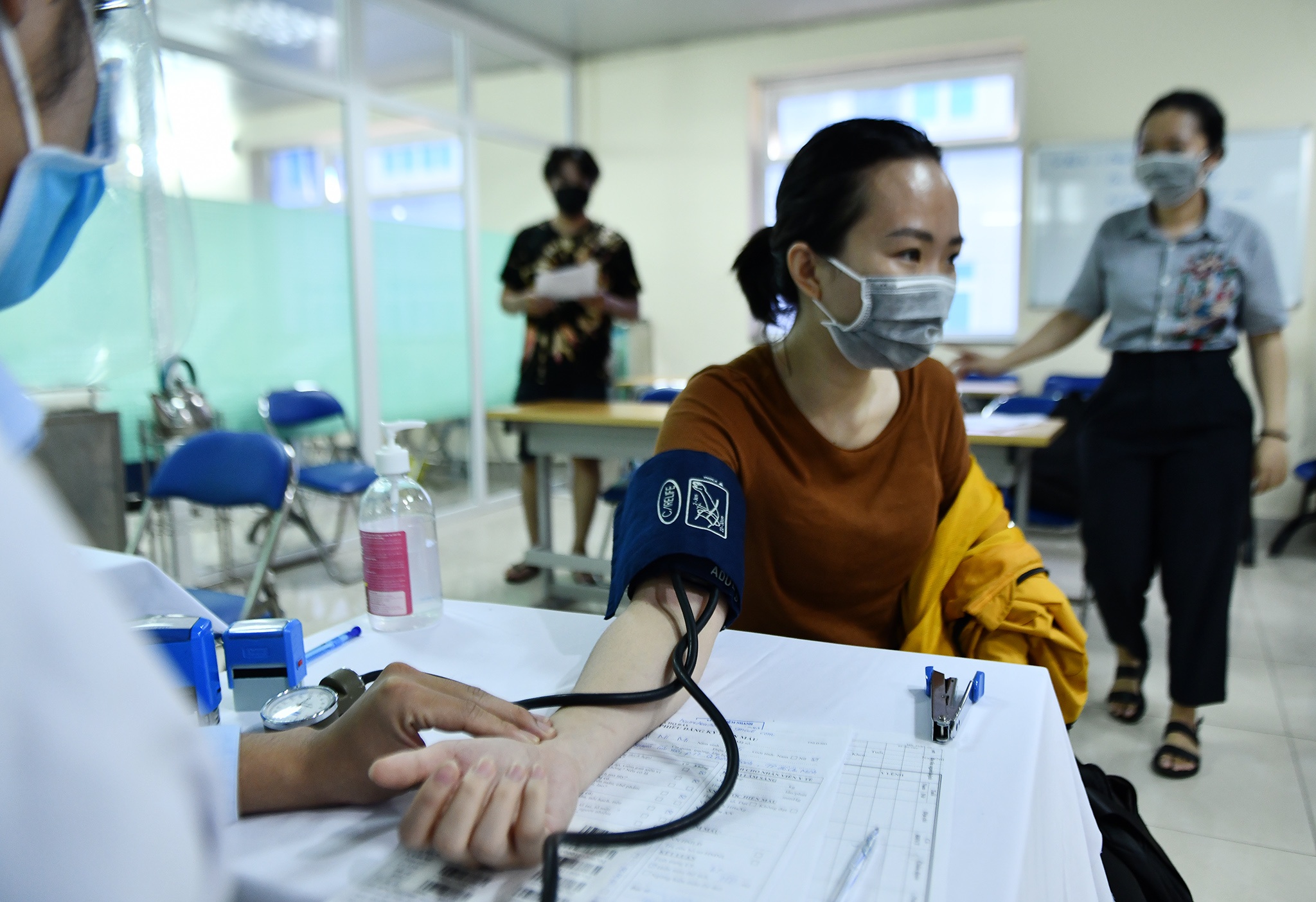 Trung tam truyen mau Cho Ray thieu nguon mau anh 5