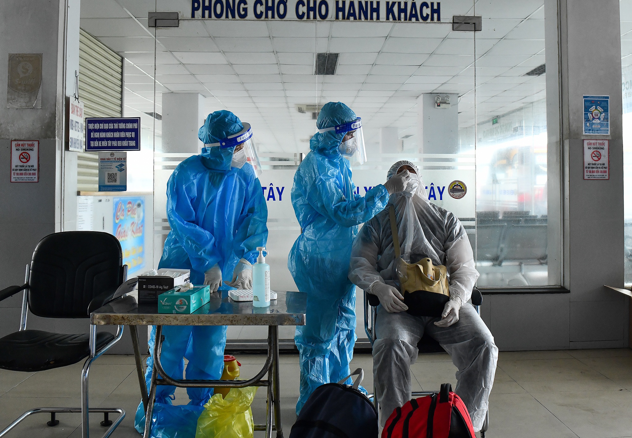 400 nguoi dan Kien Giang tro ve que anh 4