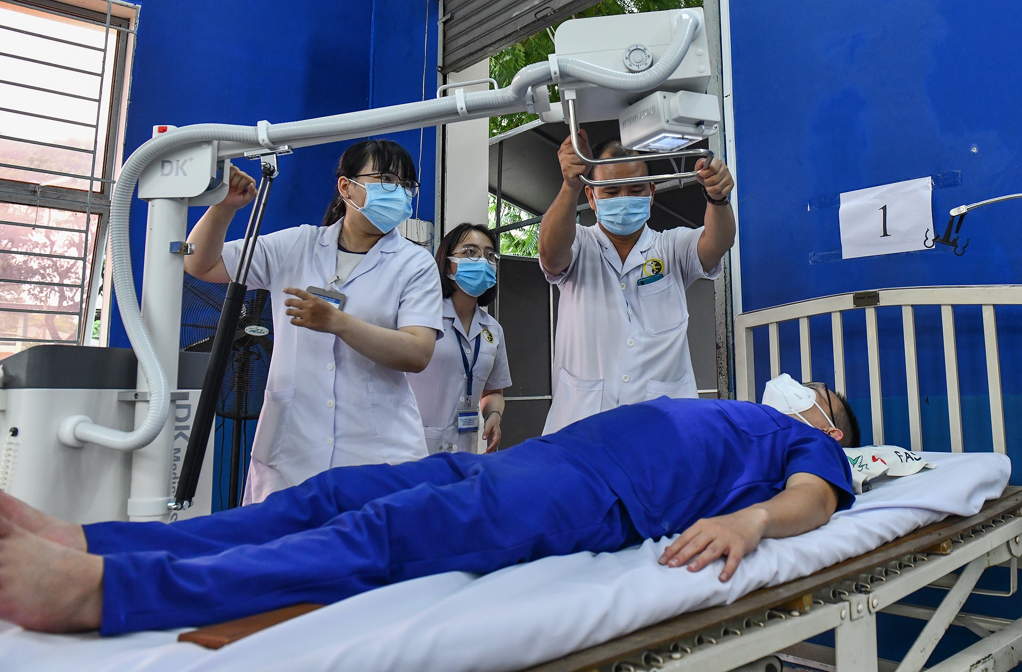 Ben trong benh vien da chien Phu Nhuan anh 4