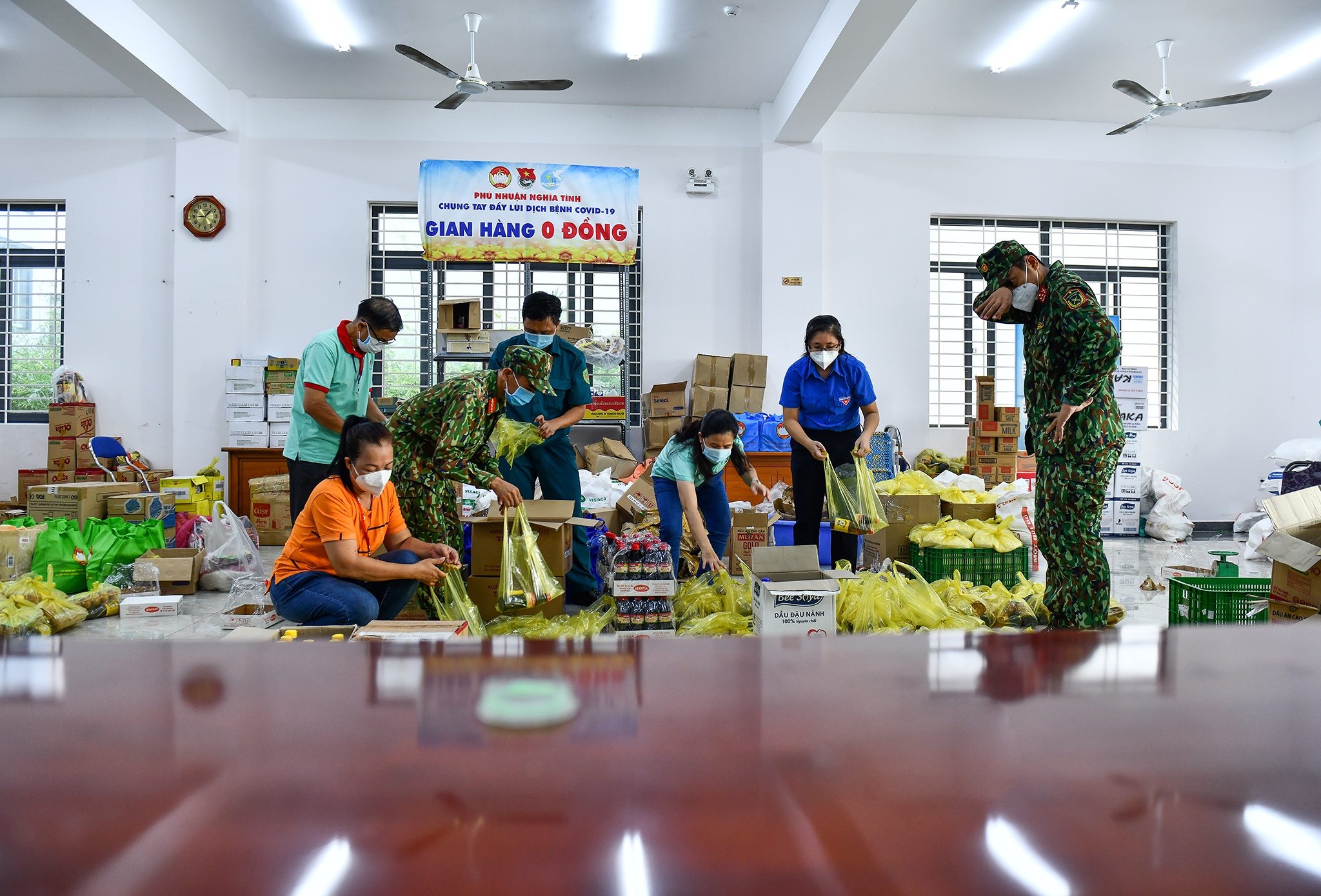 Bo doi trao tui qua an sinh anh 9