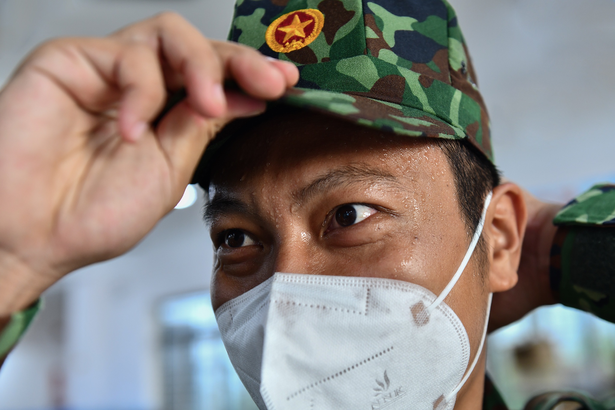 Bo doi trao tui qua an sinh anh 8