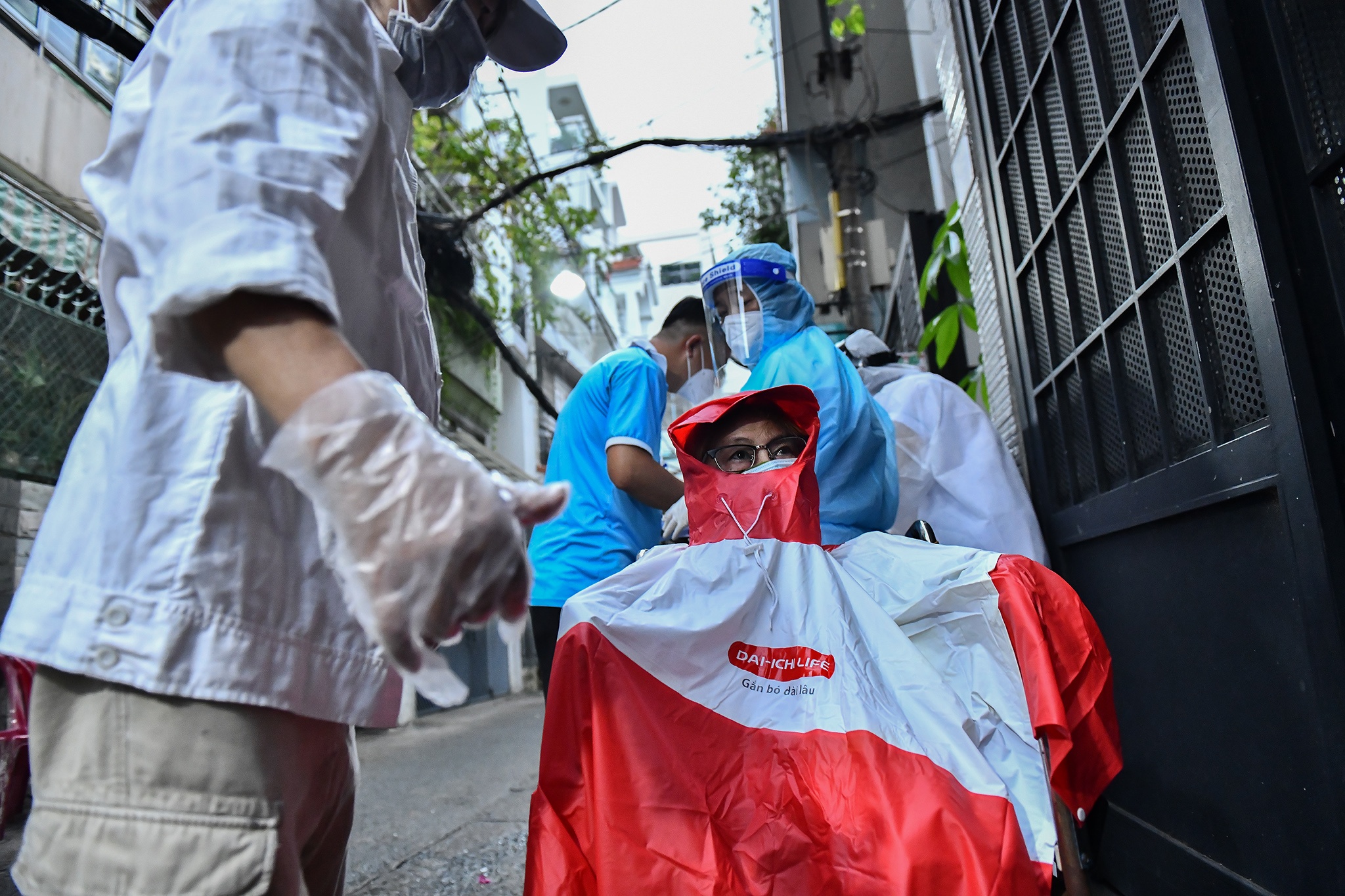 TP.HCM tiêm vaccine tại nhà ảnh 13 TP.HCM tiem vaccine tai nha anh 13