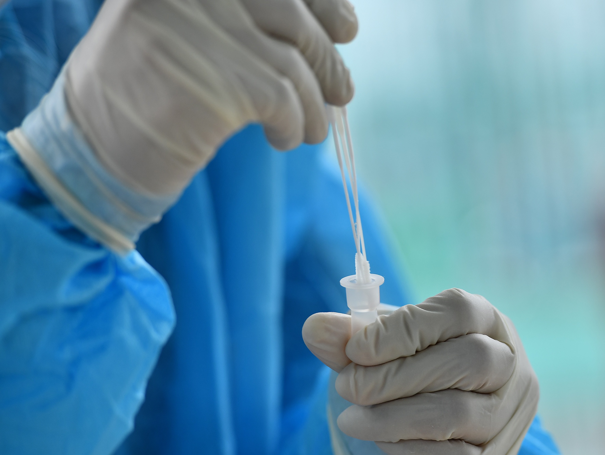 Test nhanh Covid-19 cho shipper anh 7