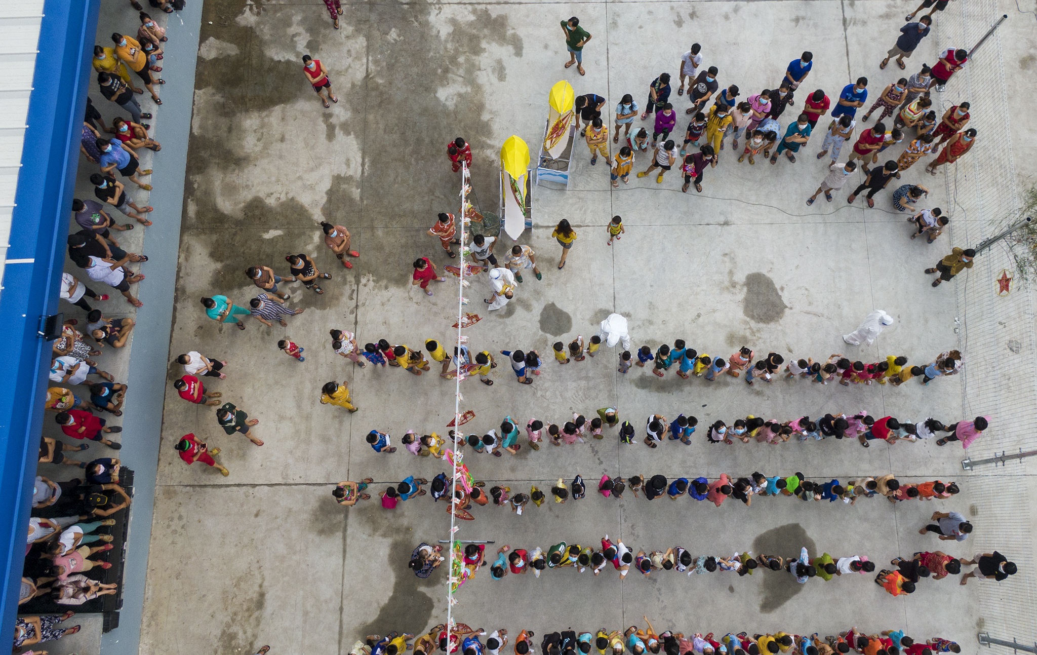 Khu dieu tri Covid-19 Thoi Hoa anh 9