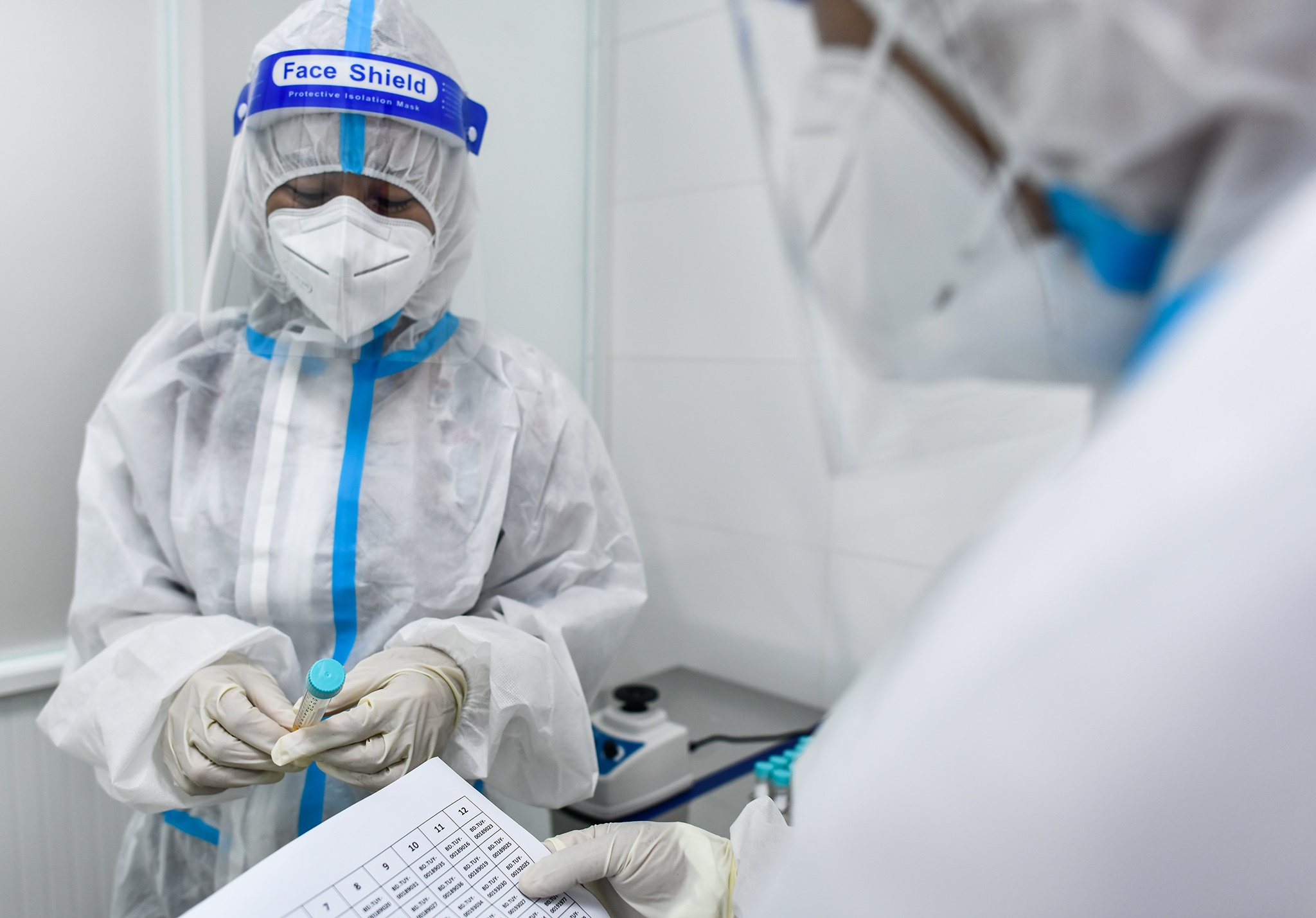 Test PCR tu dong anh 7