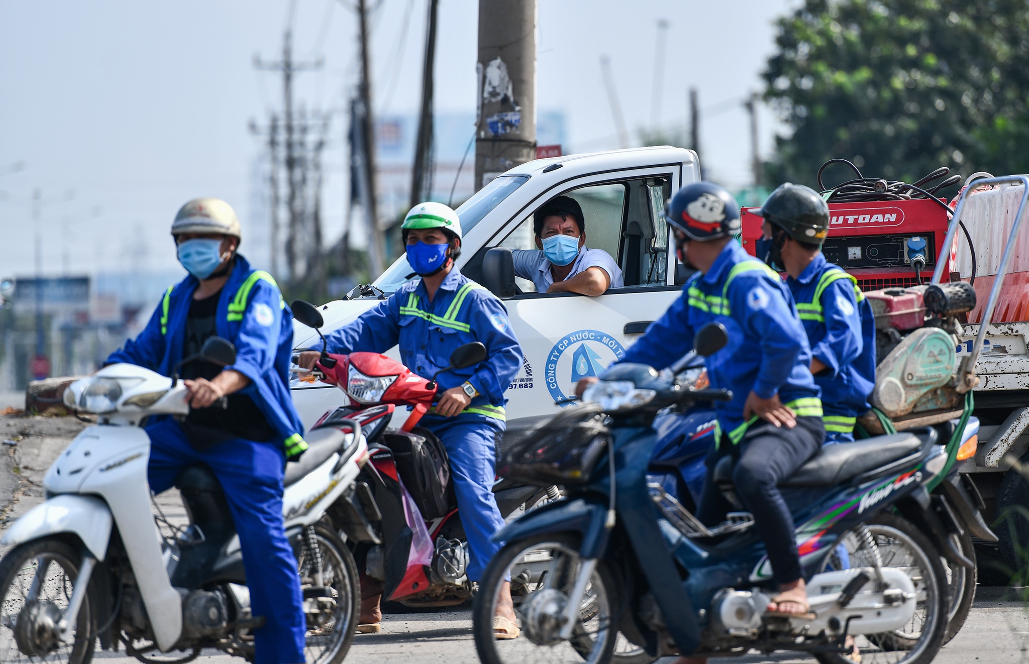 Duong pho Binh Duong dong duc anh 8