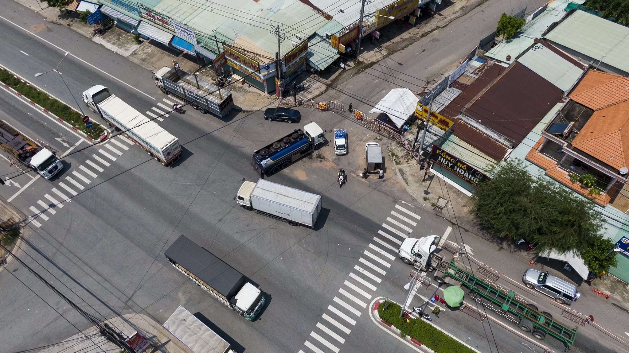 Duong pho Binh Duong dong duc anh 3