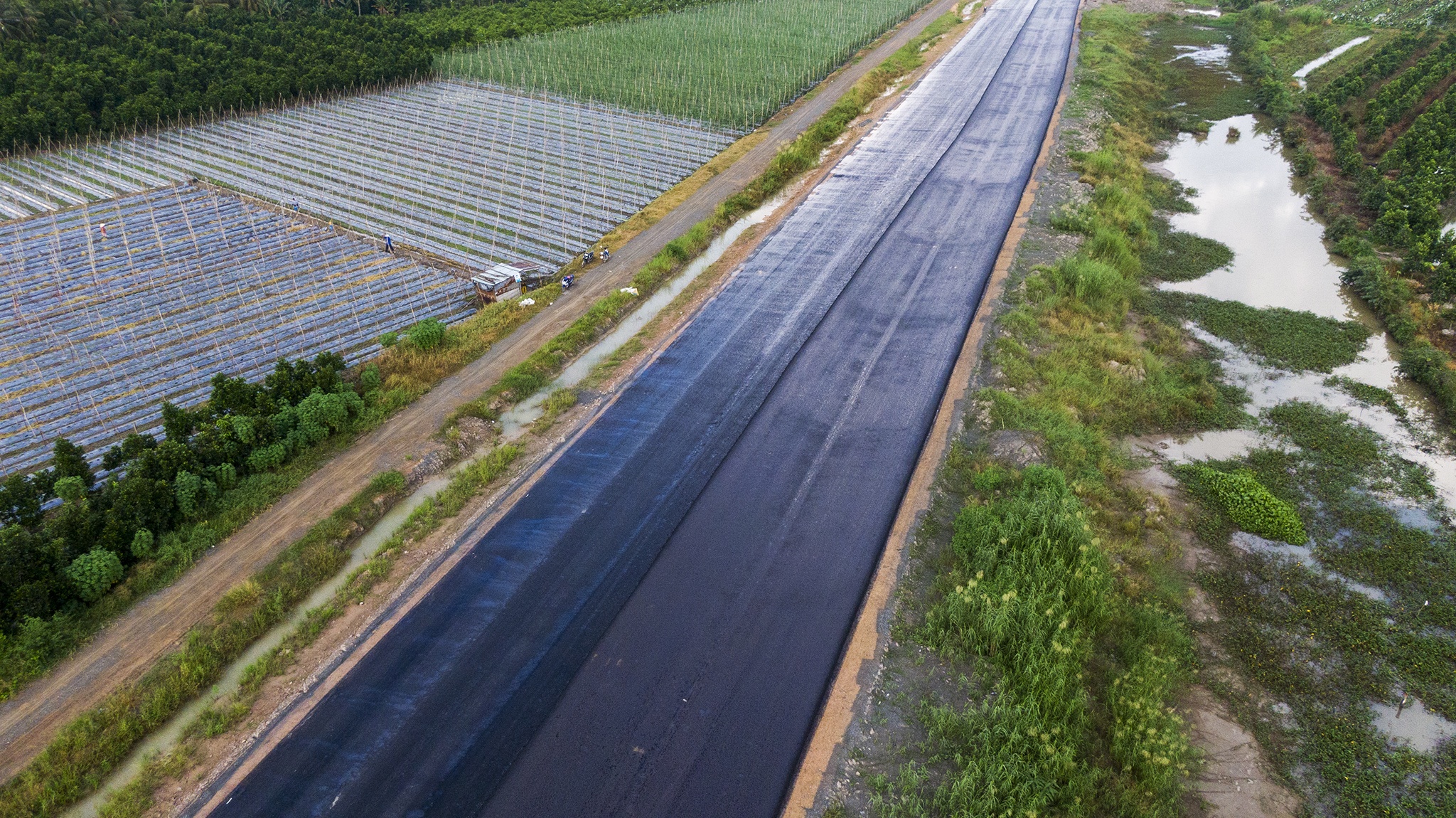 Day nhanh tien do cao toc Trung Luong - My Thuan anh 8