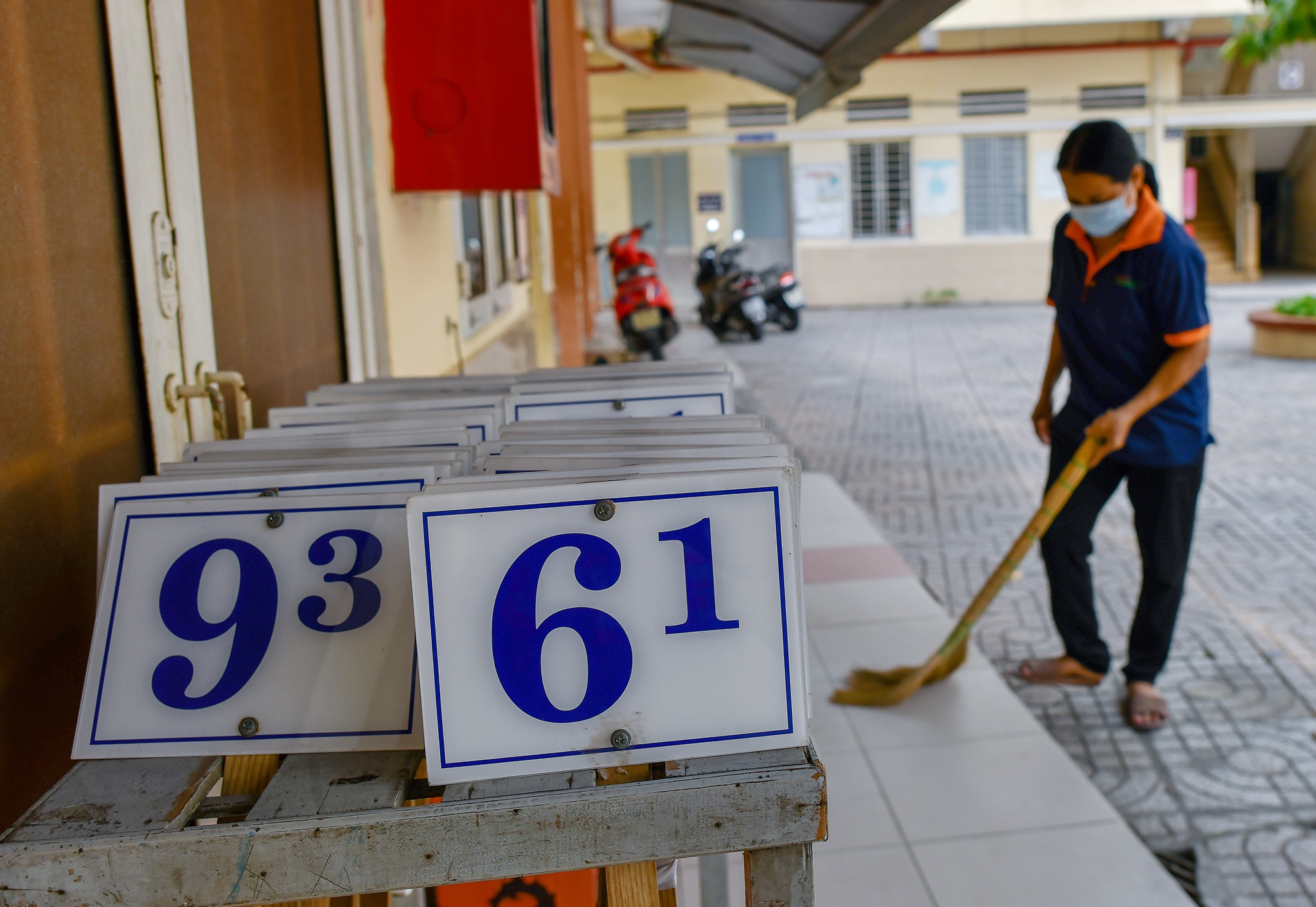 TP.HCM chuan bi don hoc sinh tro lai truong anh 6