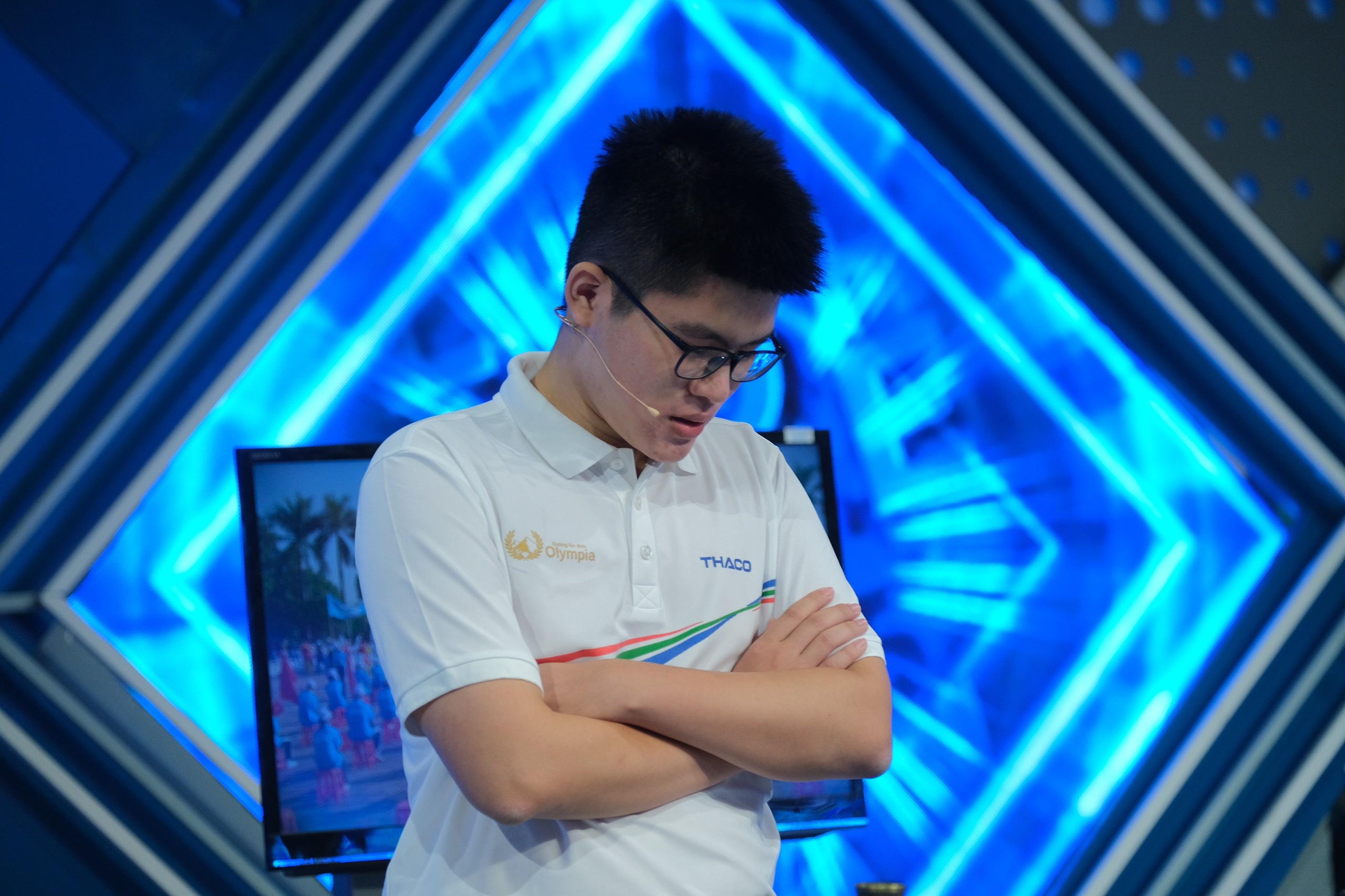 Quan quan Duong len dinh Olympia nam 21 anh 9