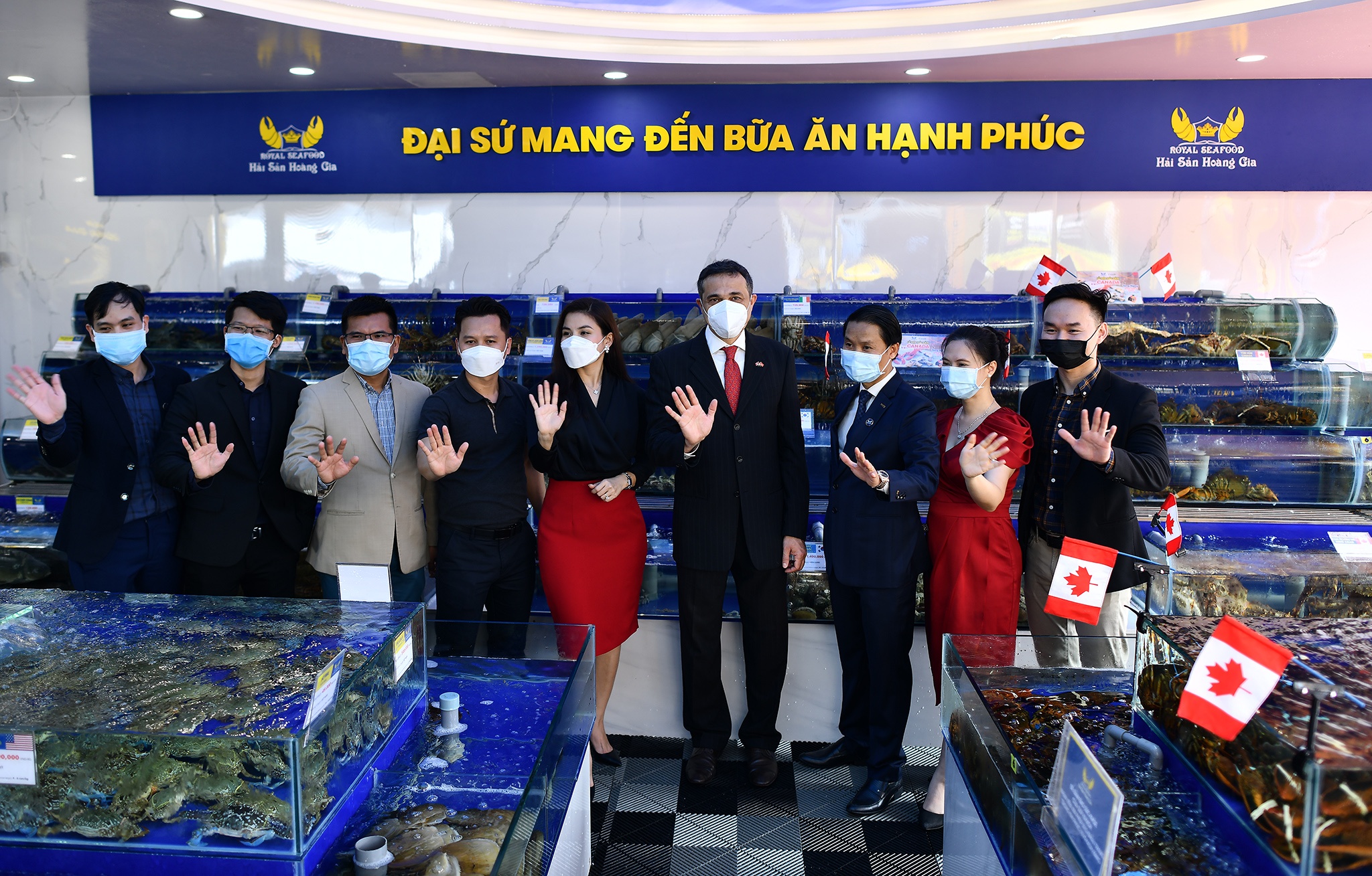 Le hoi Hai san Canada tai TP.HCM anh 9