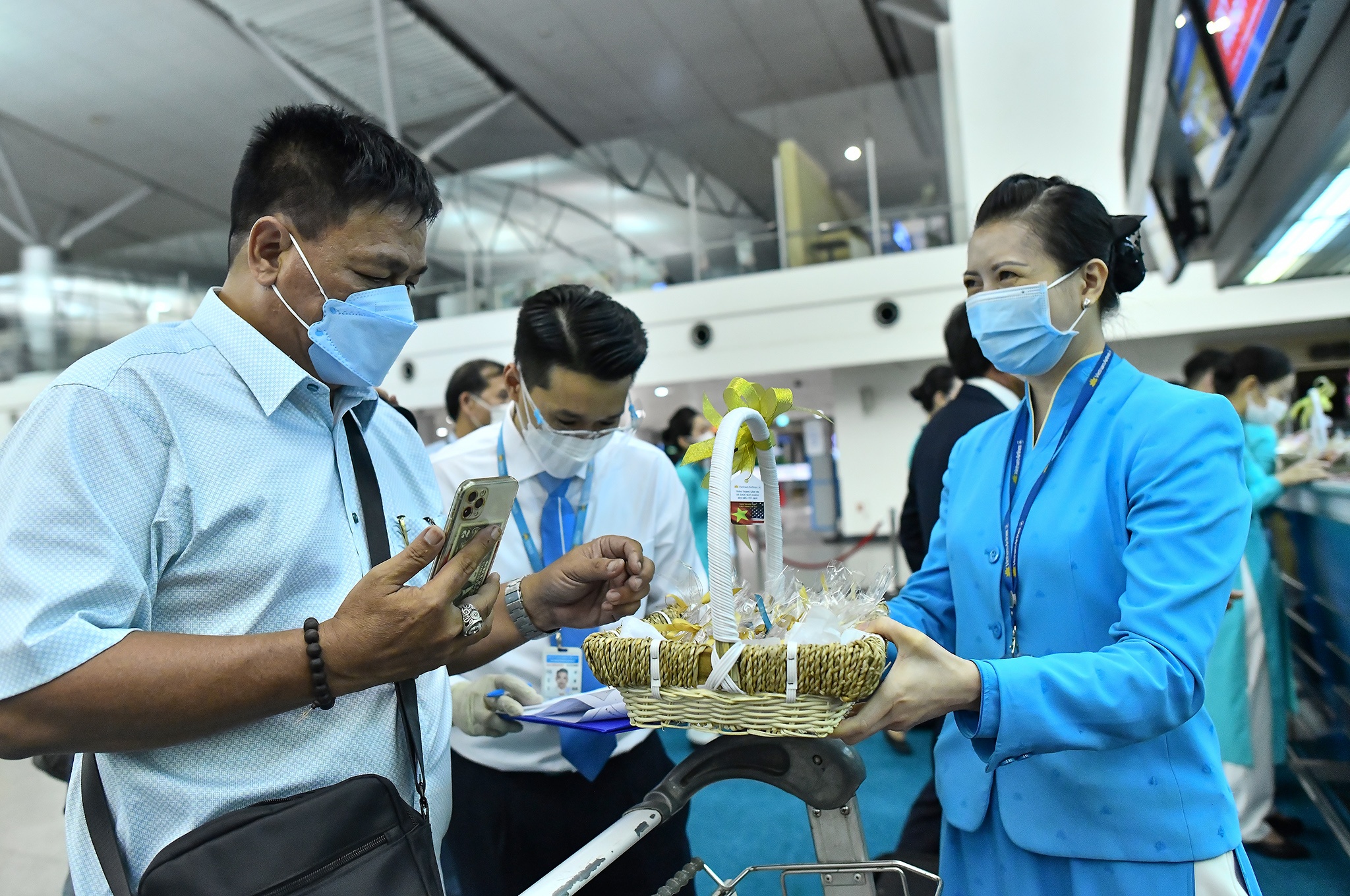 Chuyen bay TP.HCM - My anh 2