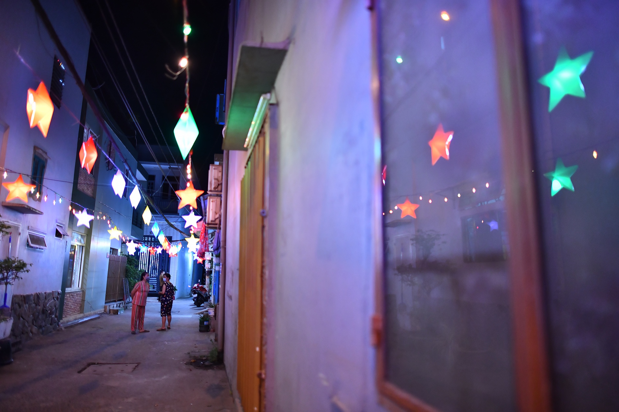 Xom dao Pham The Hien dip Giang sinh anh 9