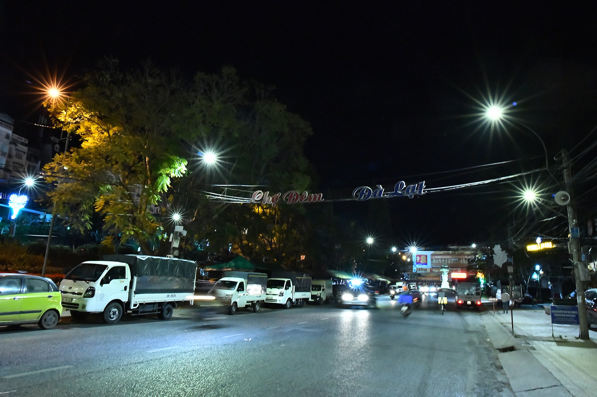 Cho dem Da Lat vang ve anh 1