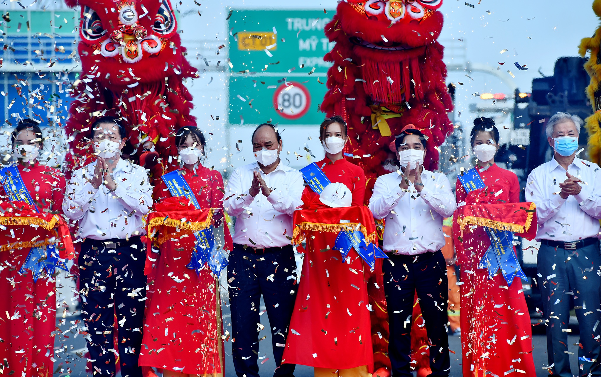 Thong xe cao toc Trung Luong - My Thuan anh 7