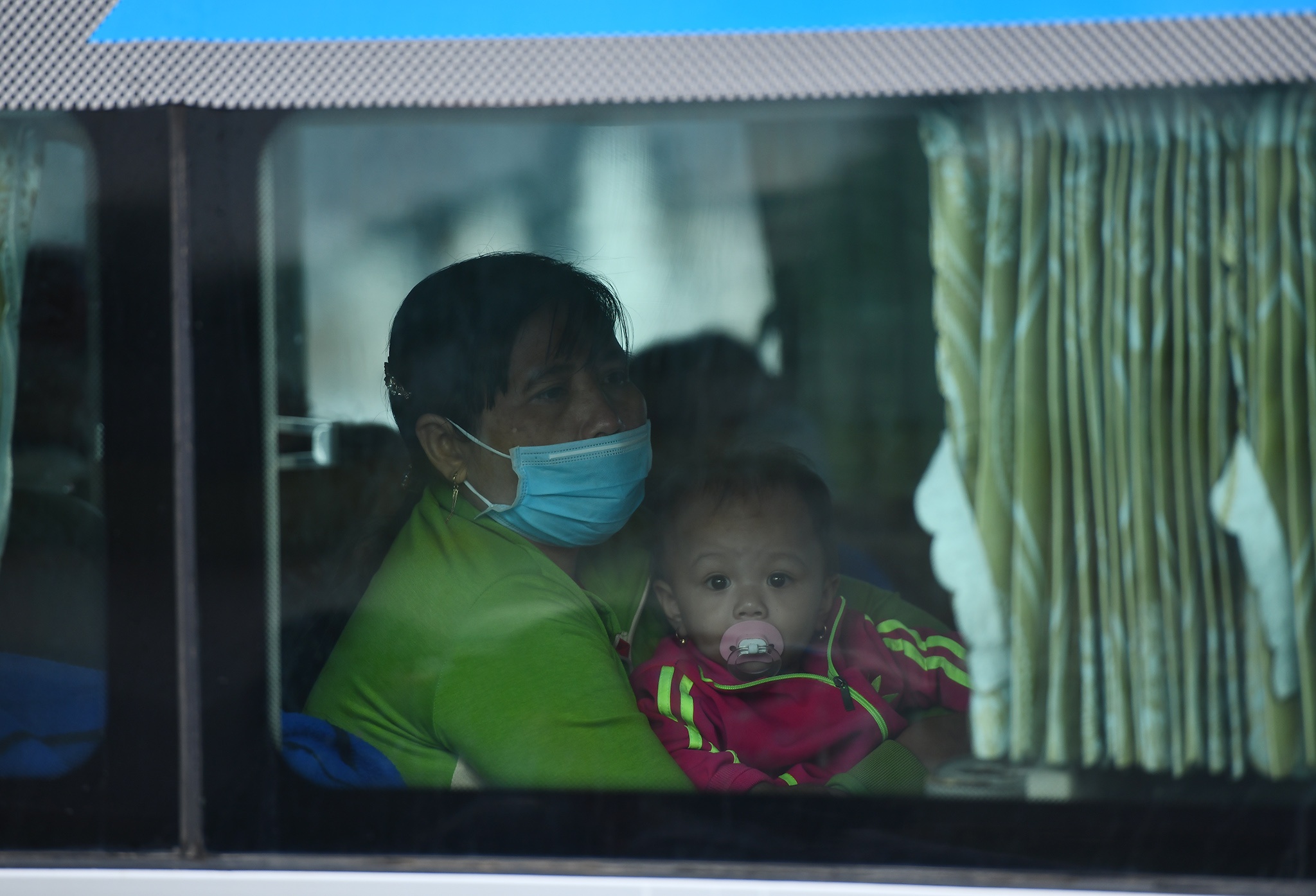 Nguoi mien Tay tro lai TP.HCM lam viec anh 9