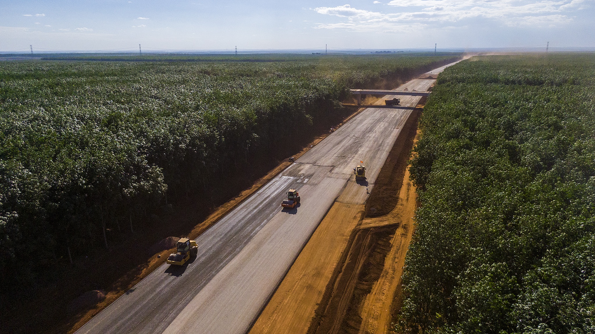 Thi cong cao toc Phan Thiet - Dau Giay anh 7