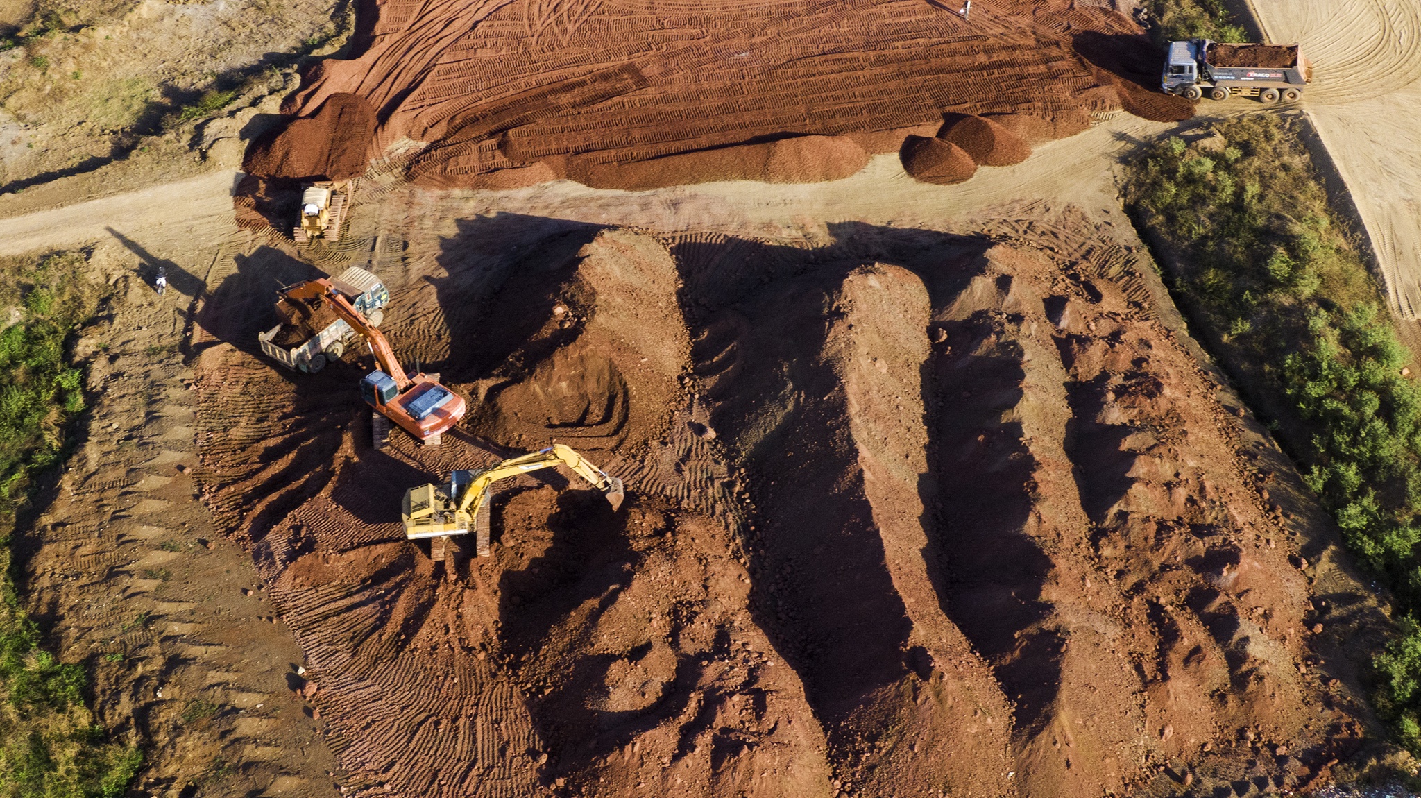 Thi cong cao toc Phan Thiet - Dau Giay anh 3