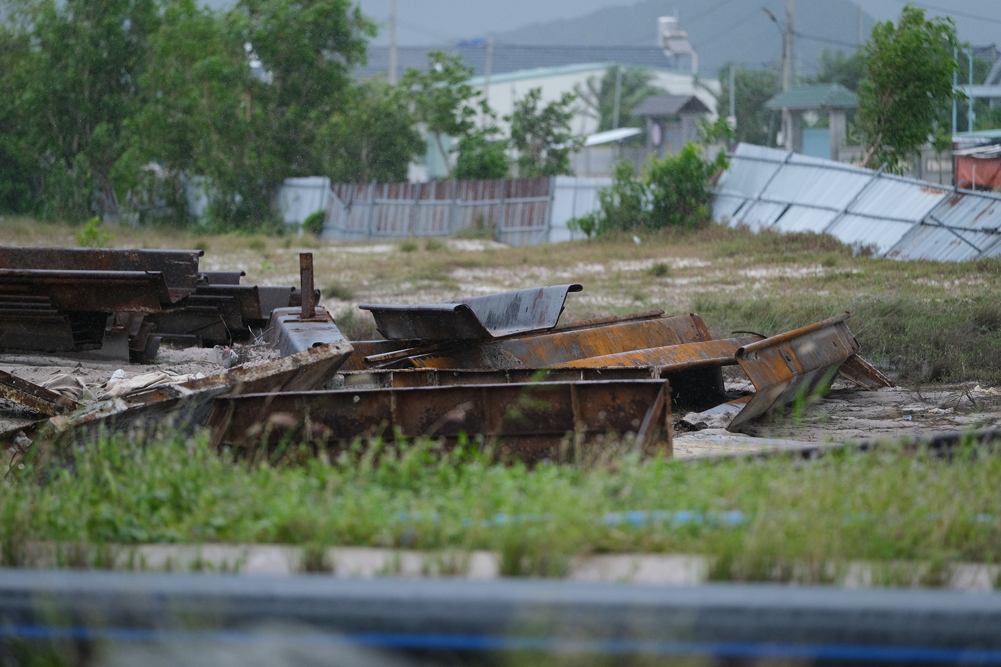 79 biet thu trai phep anh 15