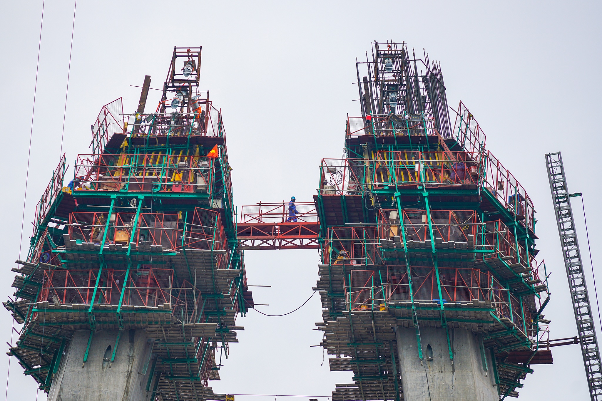 Sap san cau My Thuan anh 1