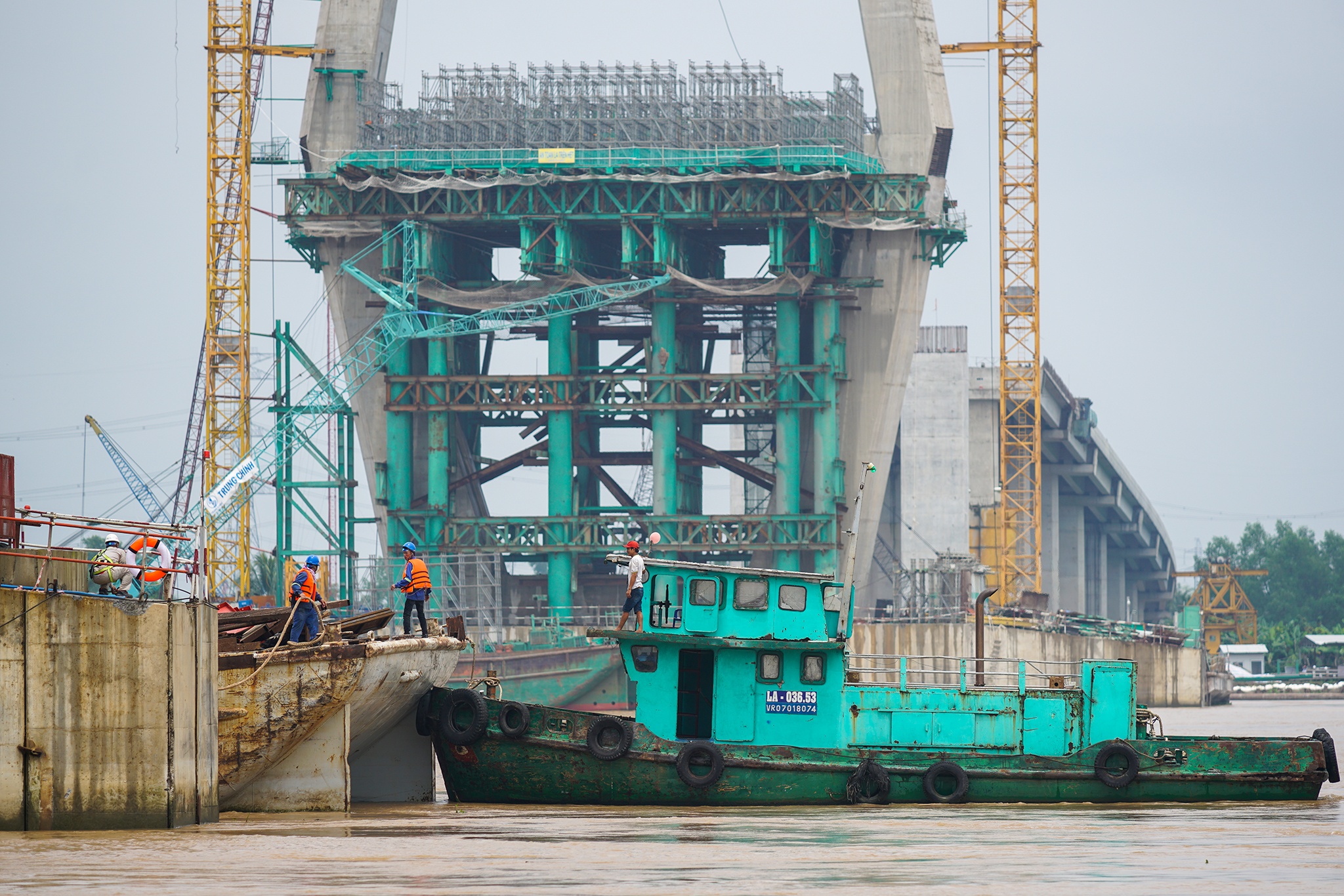 Sap san cau My Thuan anh 8