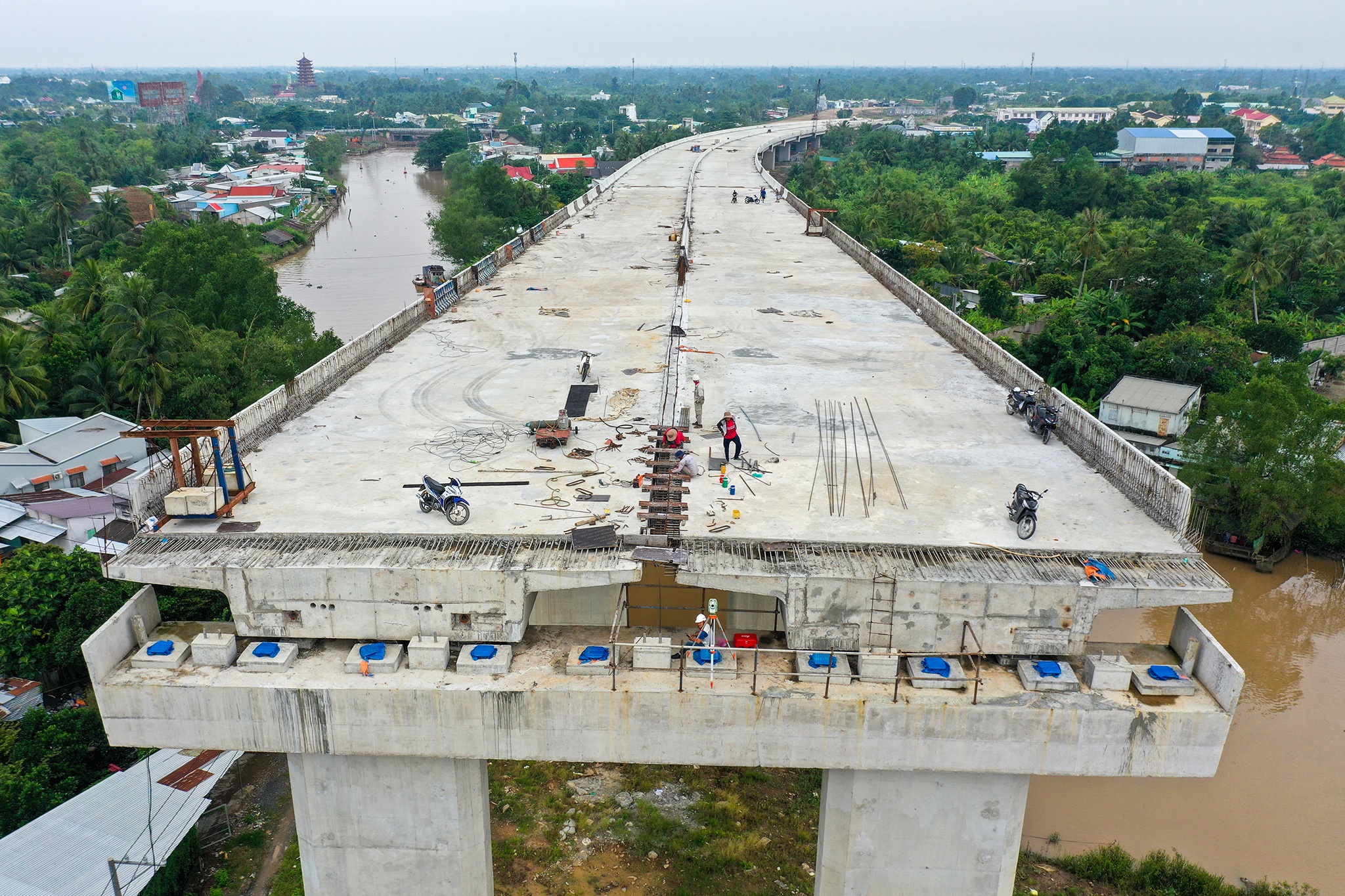 Sap san cau My Thuan anh 11