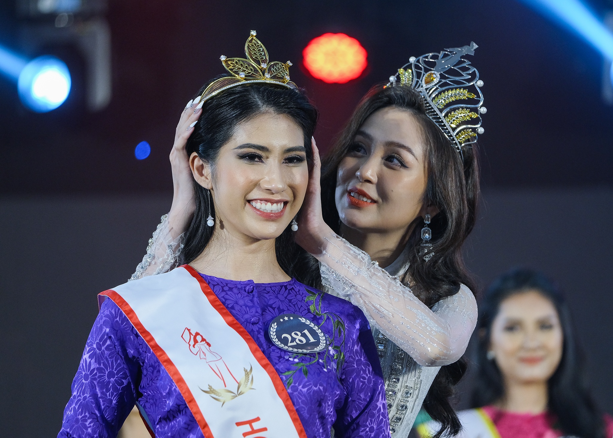 Nguoi dep Tra Vinh cao 1,8 m la tan Hoa khoi Nam Bo 2022 hinh anh