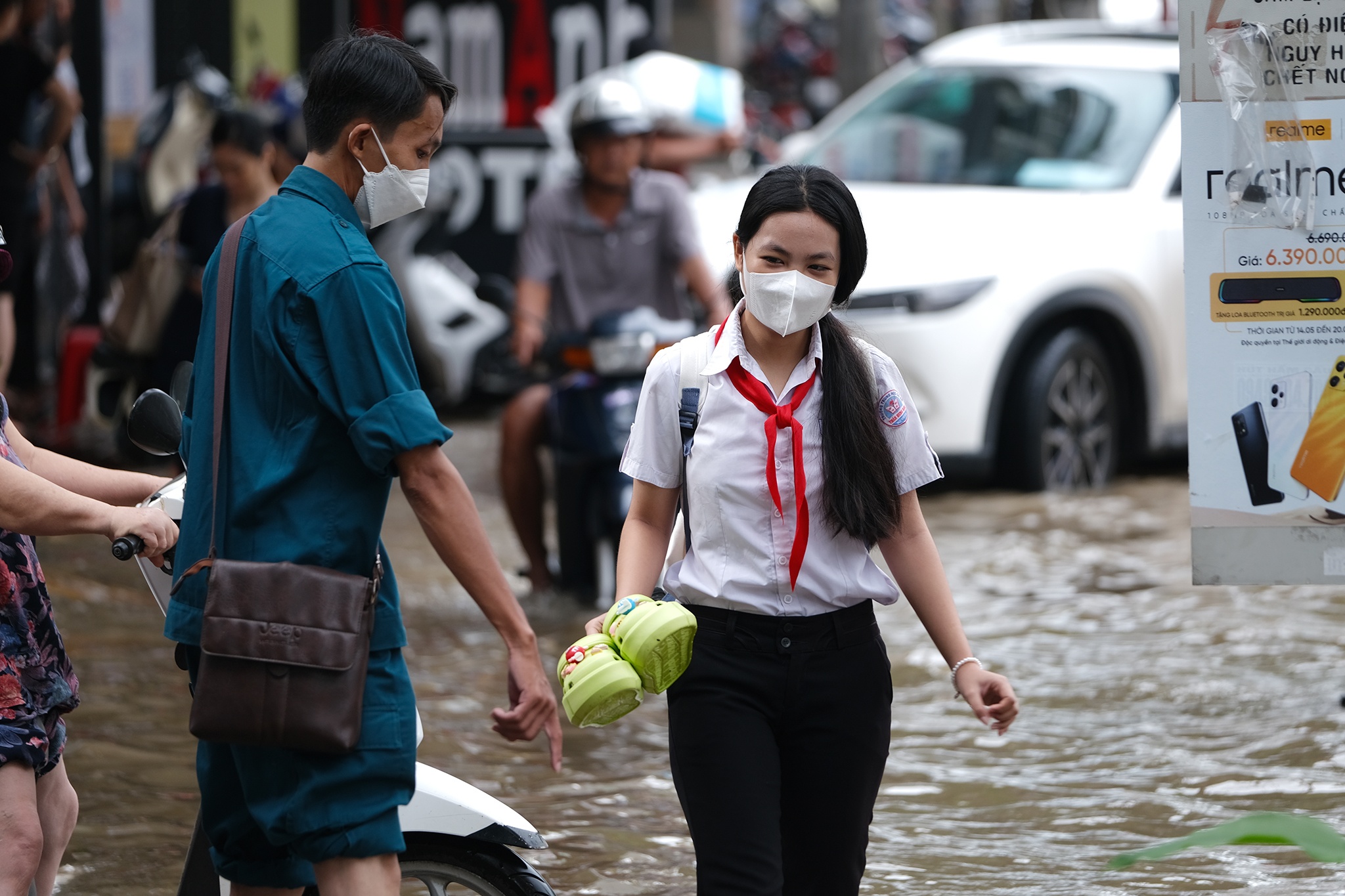 Cong an giup dan anh 6