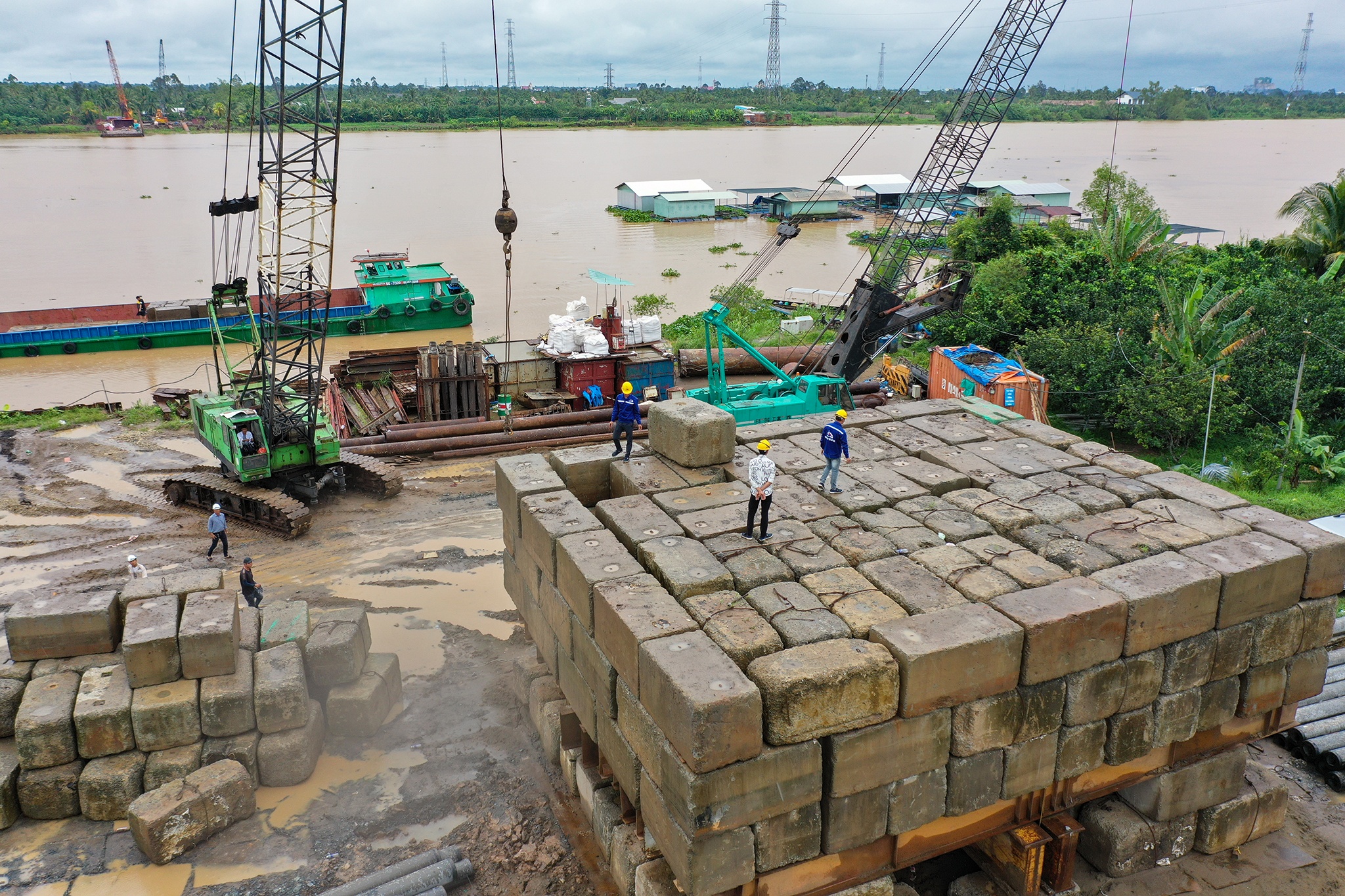 Cong truong cau Rach Mieu 2 vang ve sau 7 thang khoi cong hinh anh