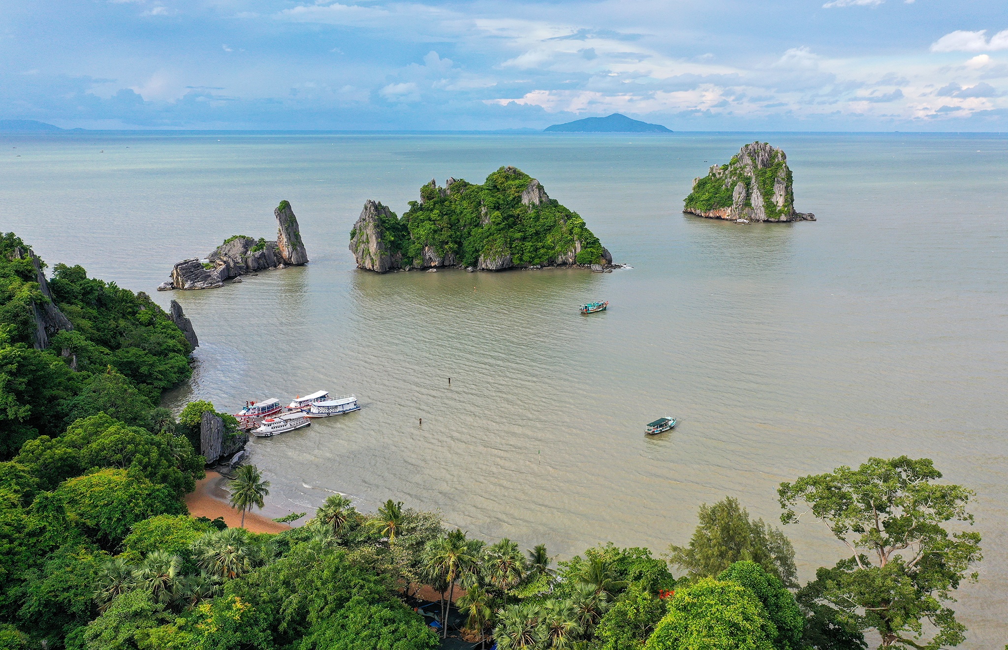 'Vinh Ha Long phuong Nam' o Kien Giang thieu dau tu hinh anh