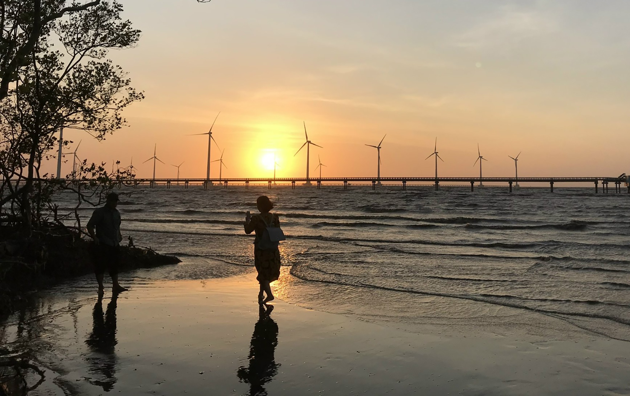 Du lich dien gio anh 10