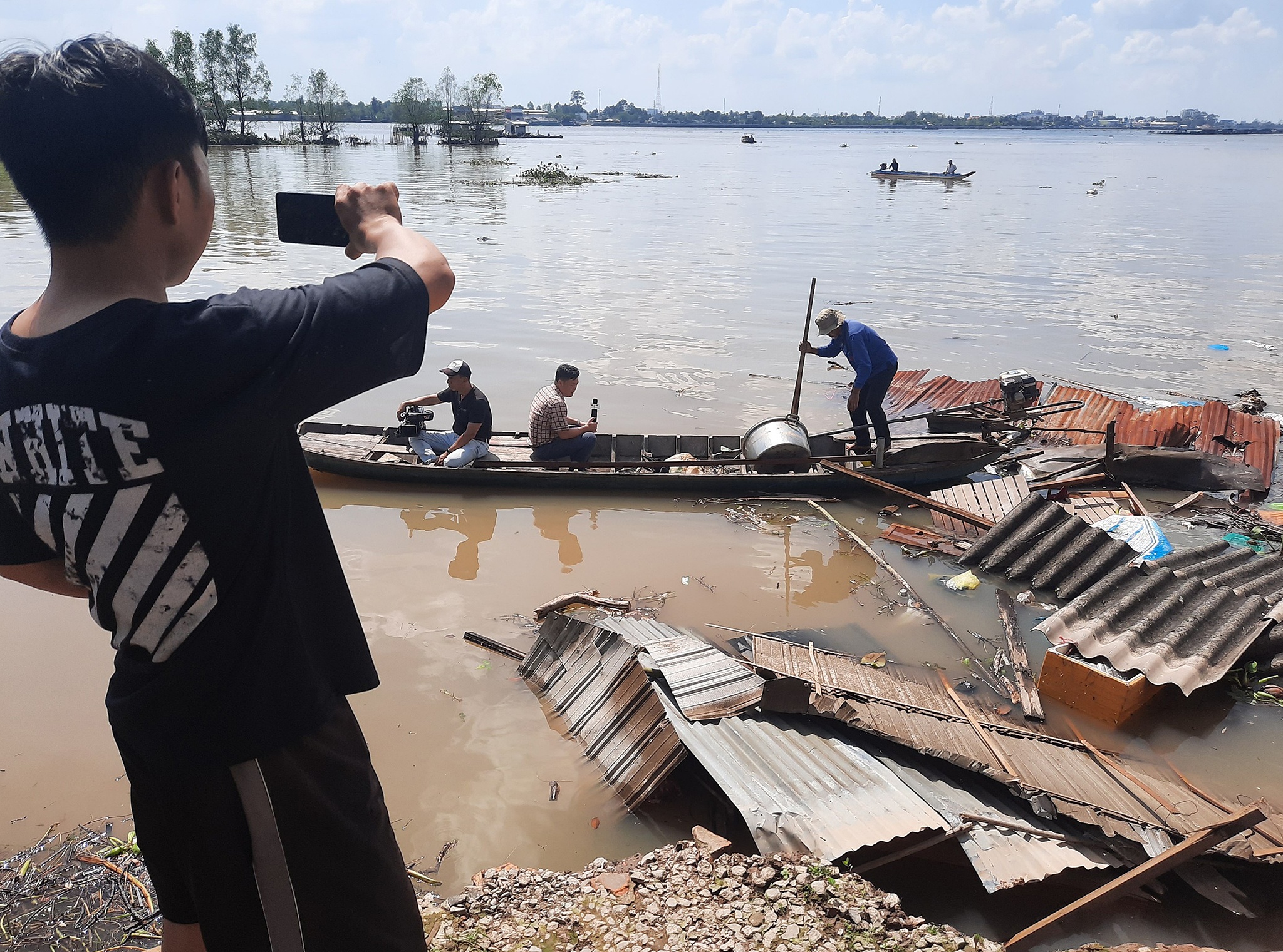 Sat lo Vinh Long anh 2