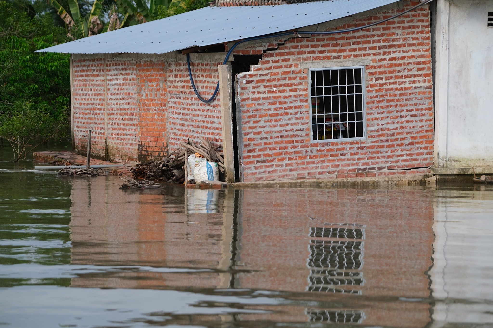 Sat lo Vinh Long anh 5