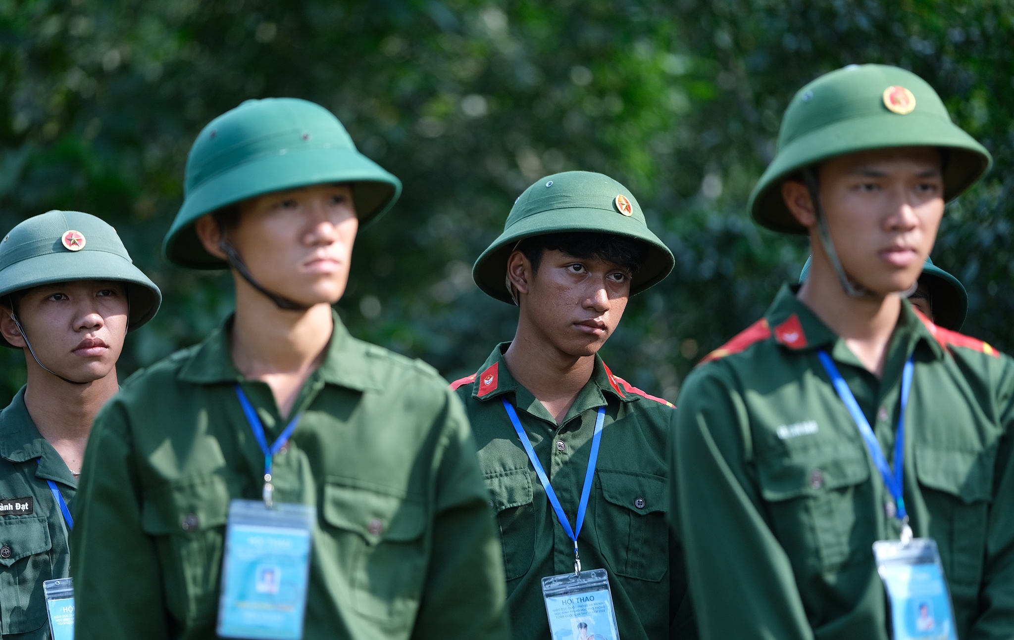 Giao duc quoc phong anh 12