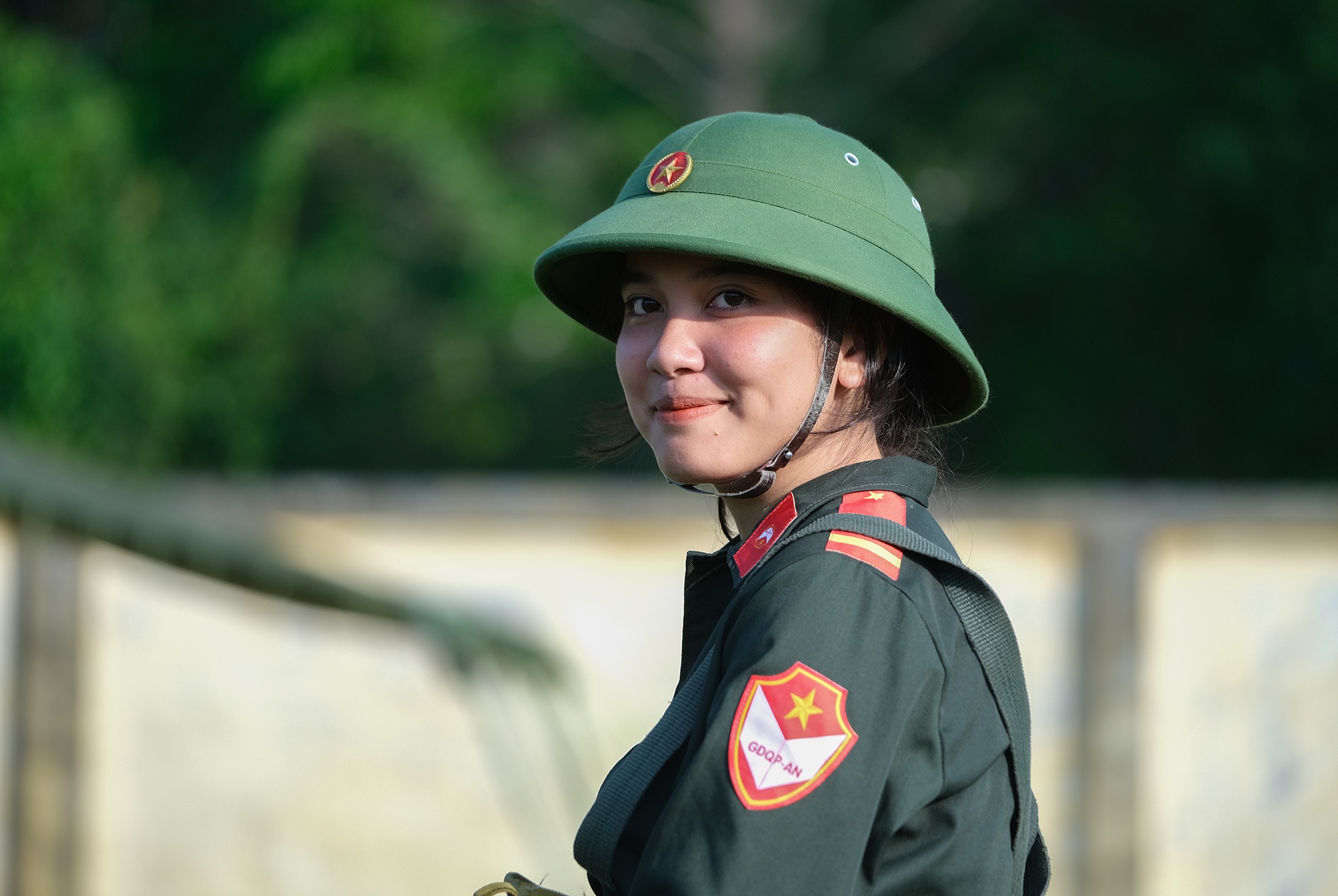 Giao duc quoc phong anh 6