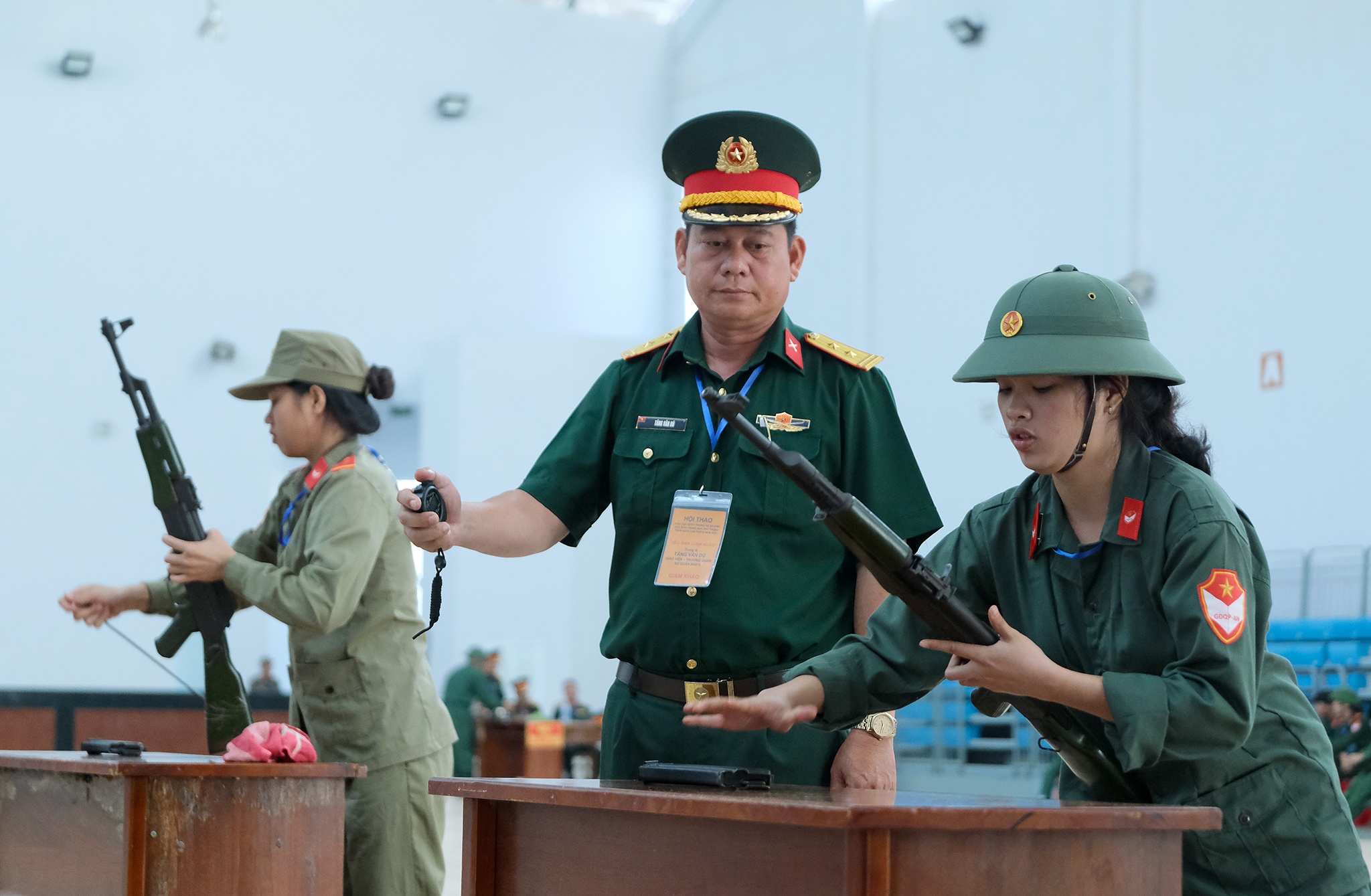 Giao duc quoc phong anh 2