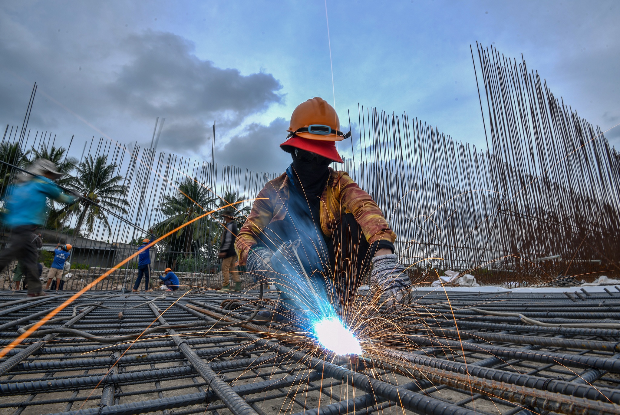 Cong truong cao toc My Thuan - Can Tho sau khi bi nhac nho tien do hinh anh