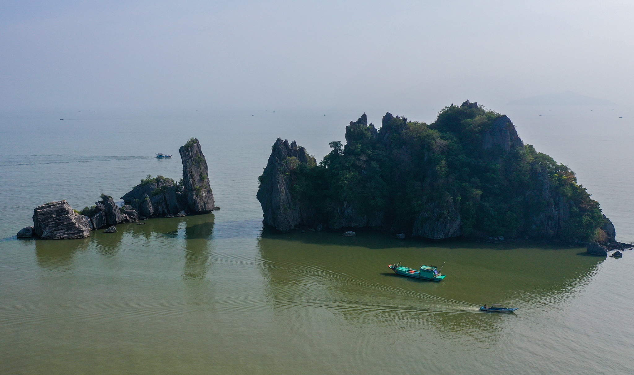 Gay hon Phu Tu anh 2