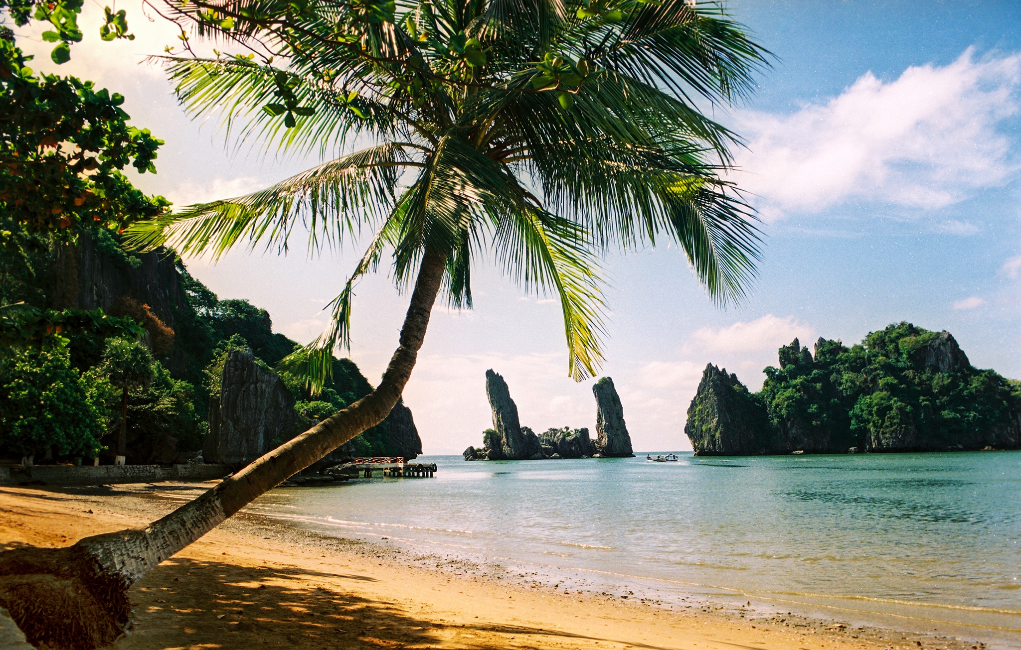 Gay hon Phu Tu anh 1