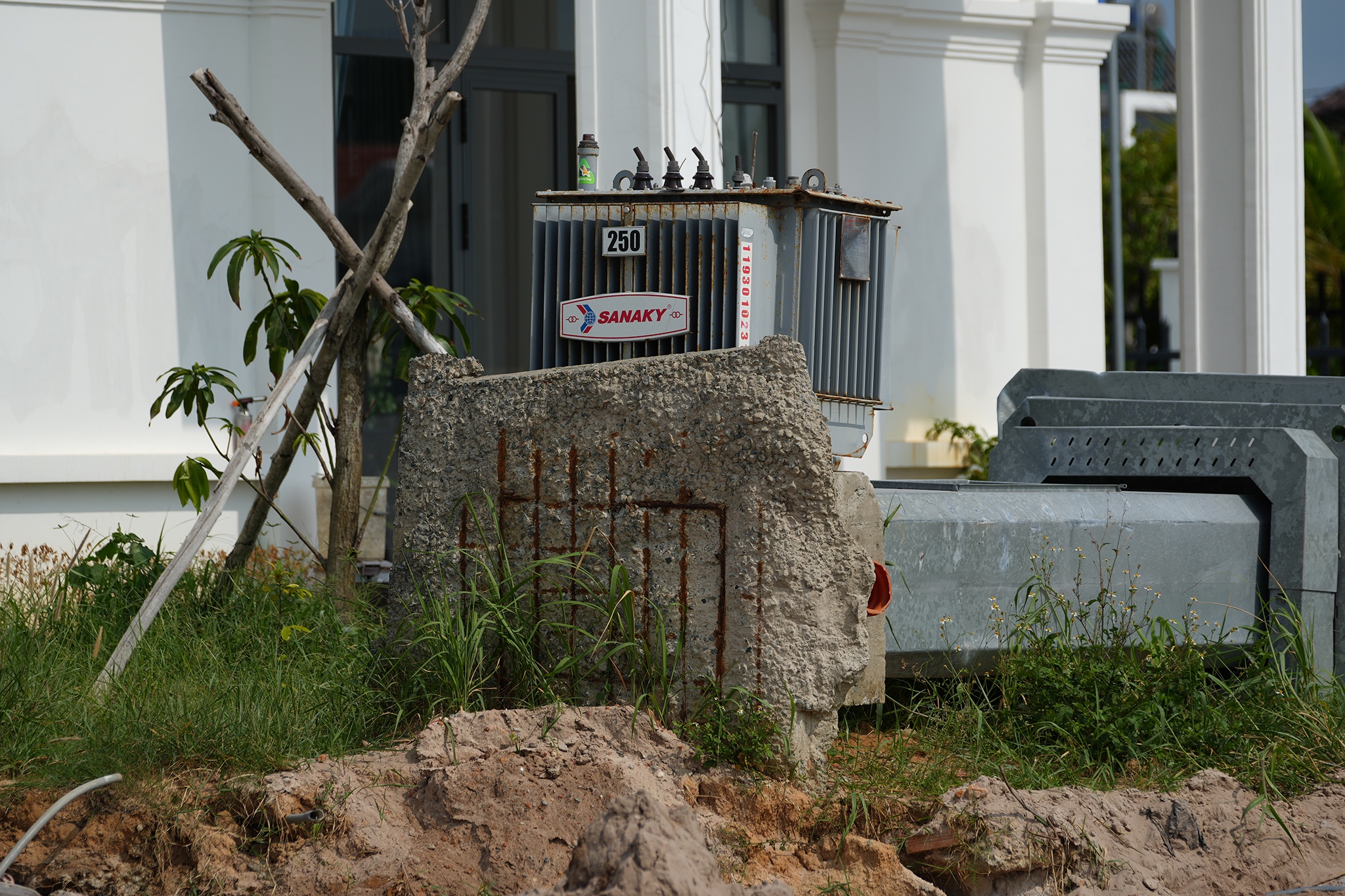 79 can biet thu anh 16