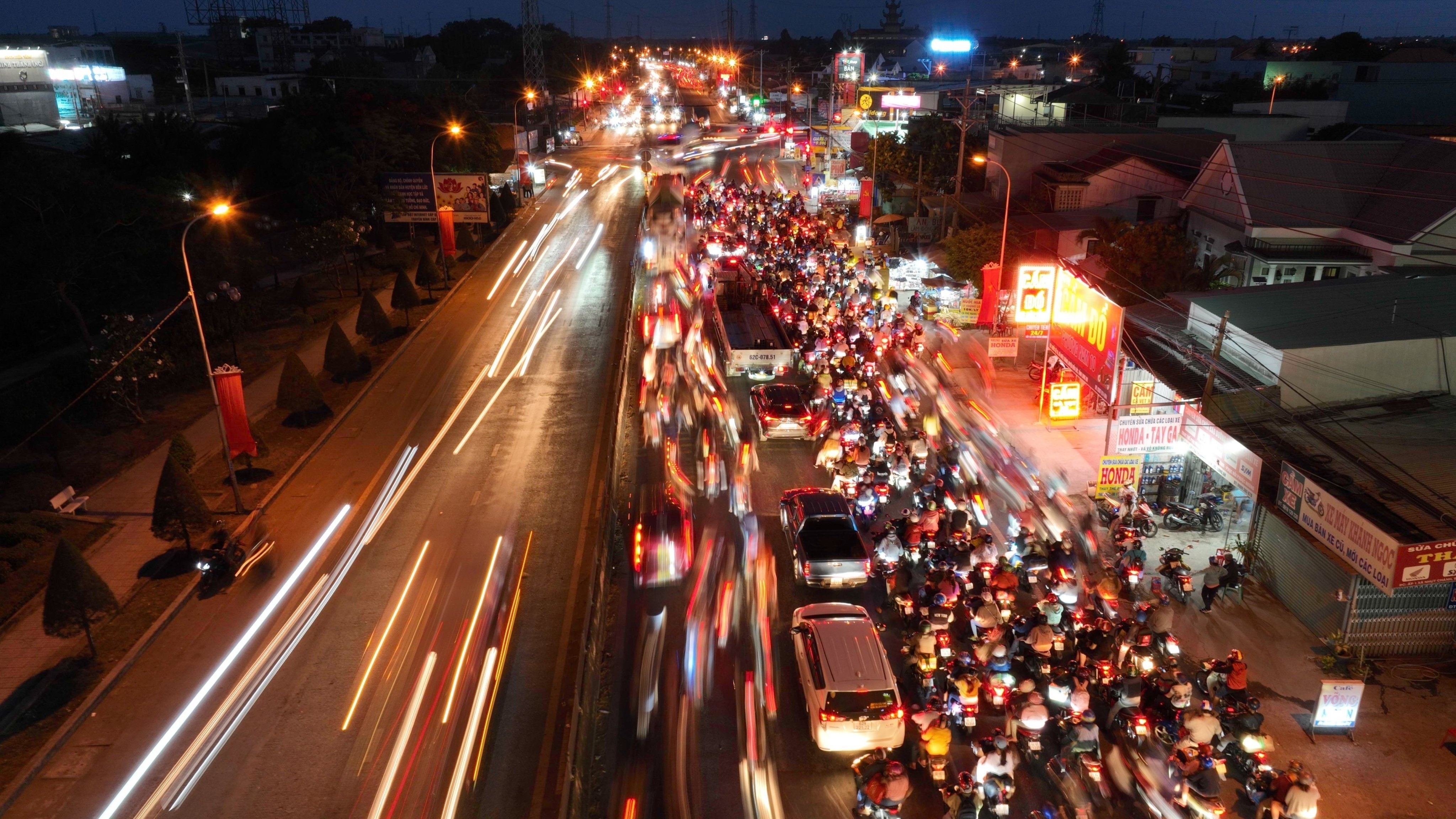 Nguoi mien Tay ve que anh 1