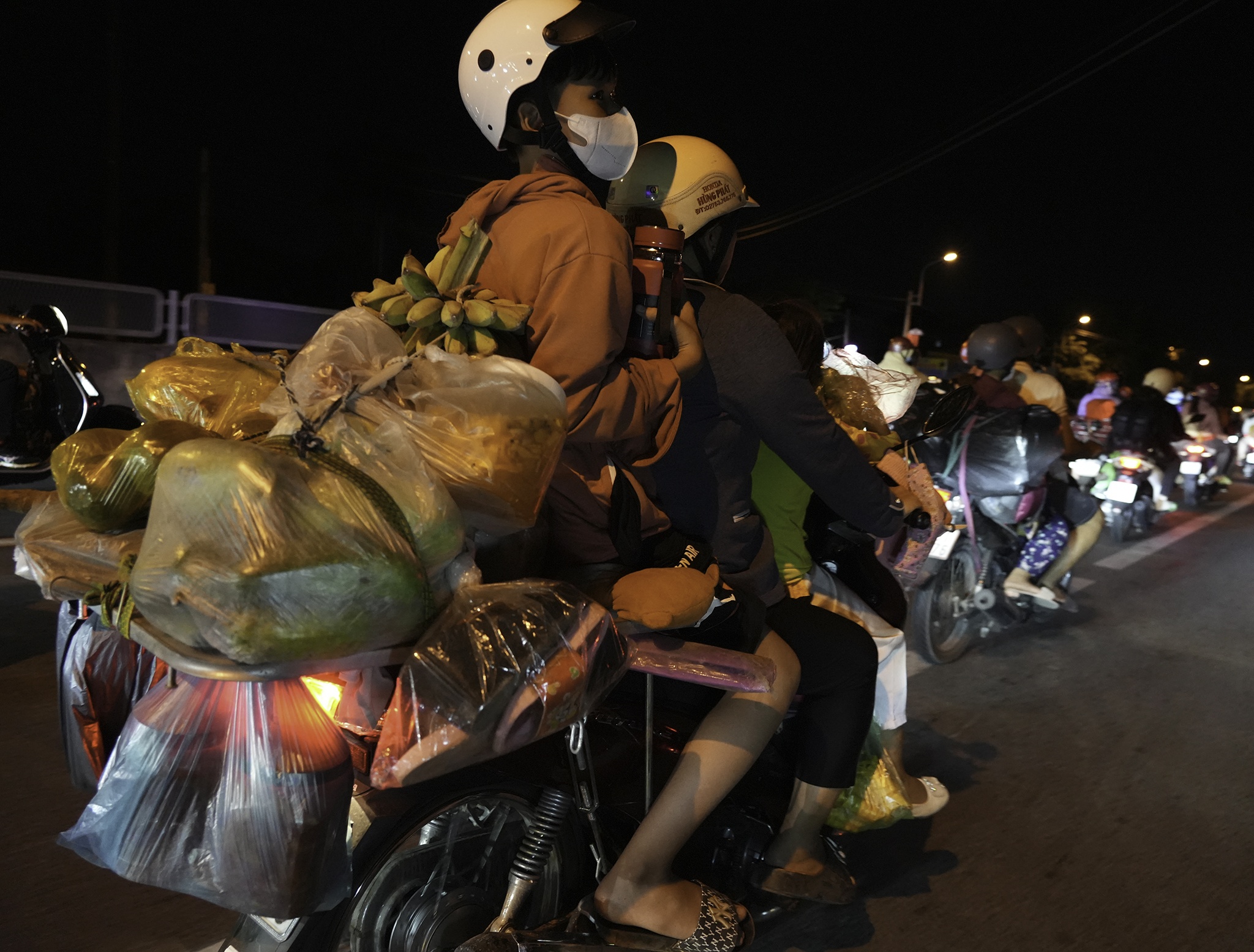 Ket xe mien Tay anh 8