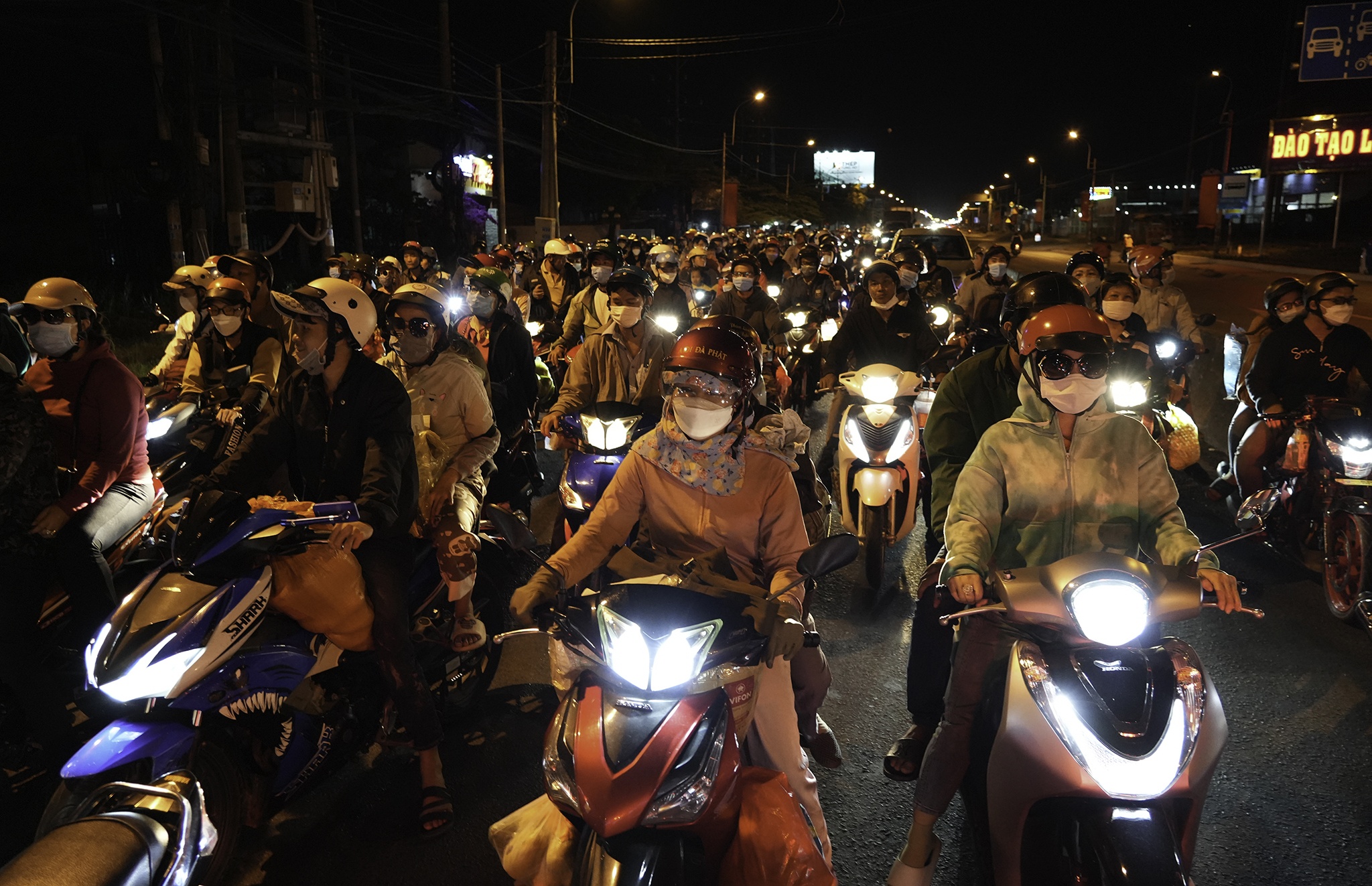 Ket xe mien Tay anh 11