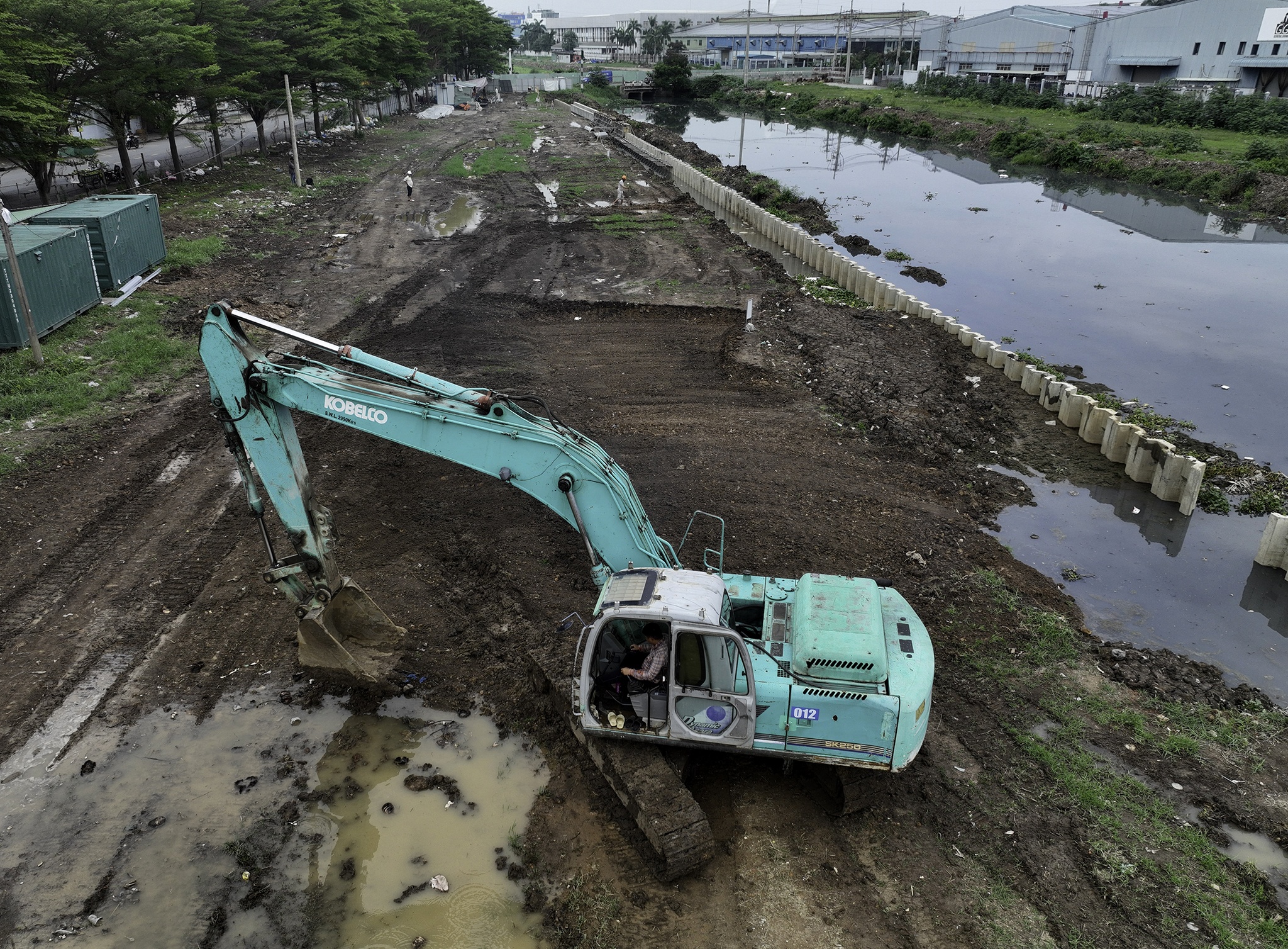 Tuyen kenh 8.200 ty anh 9