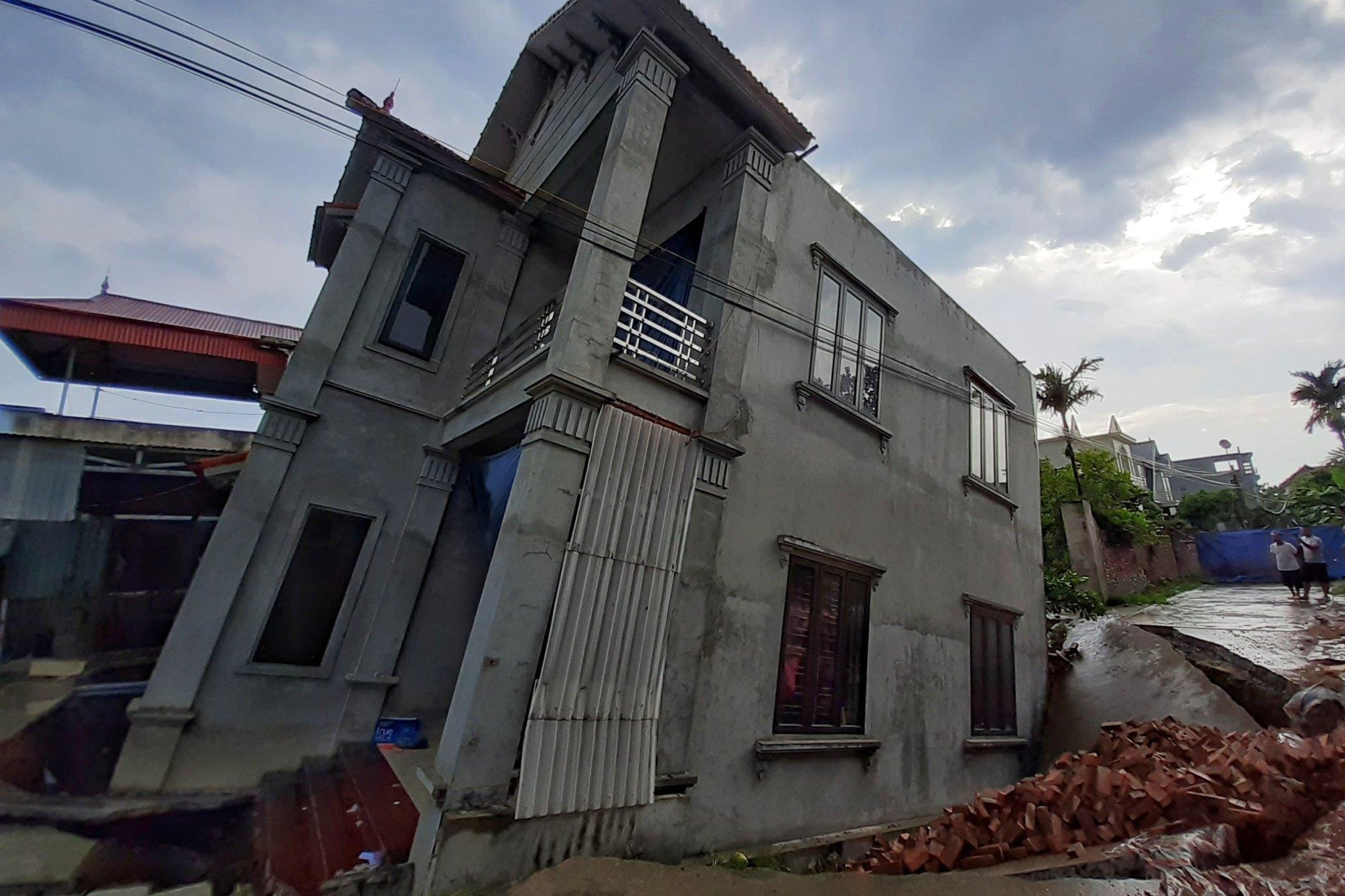 Ho tu than sut nha anh 3