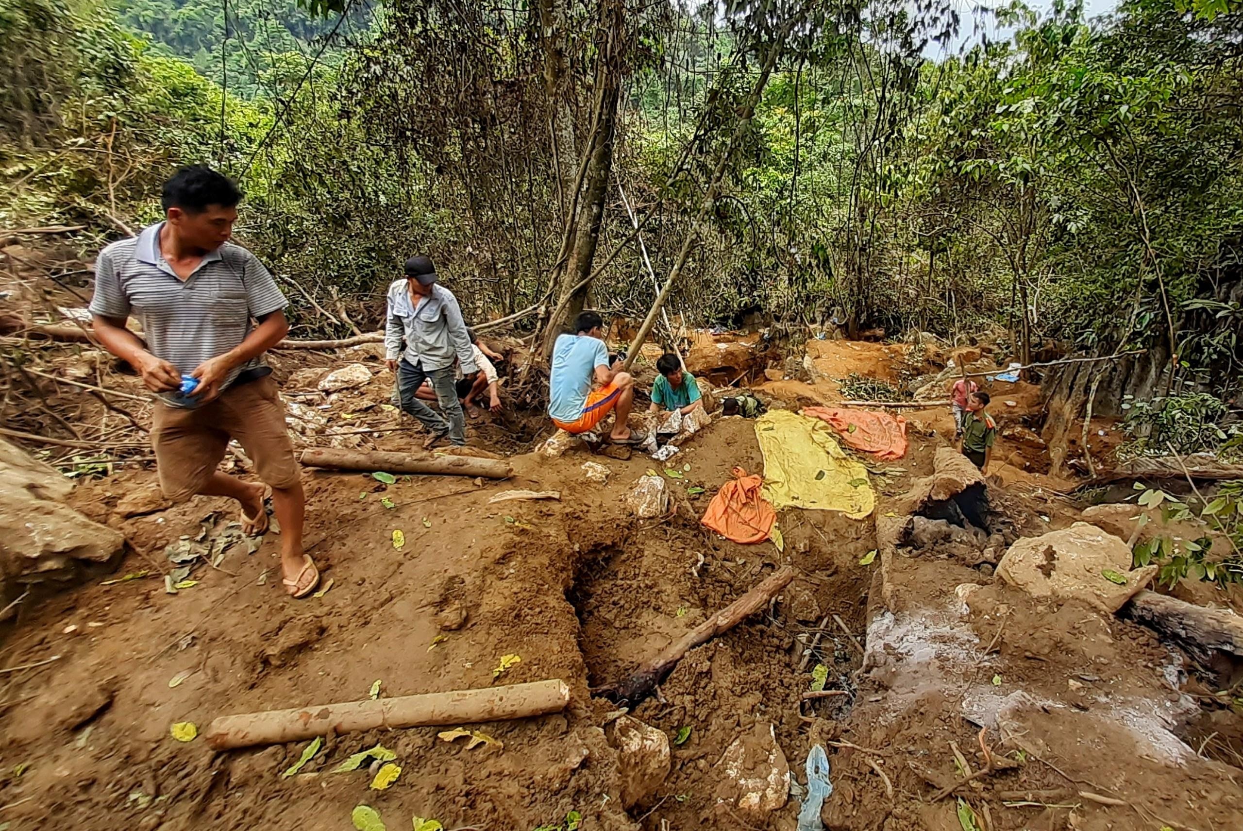 Đá quý tiền tỷ yên bái ảnh 4 Da quy tien ty yen bai anh 4
